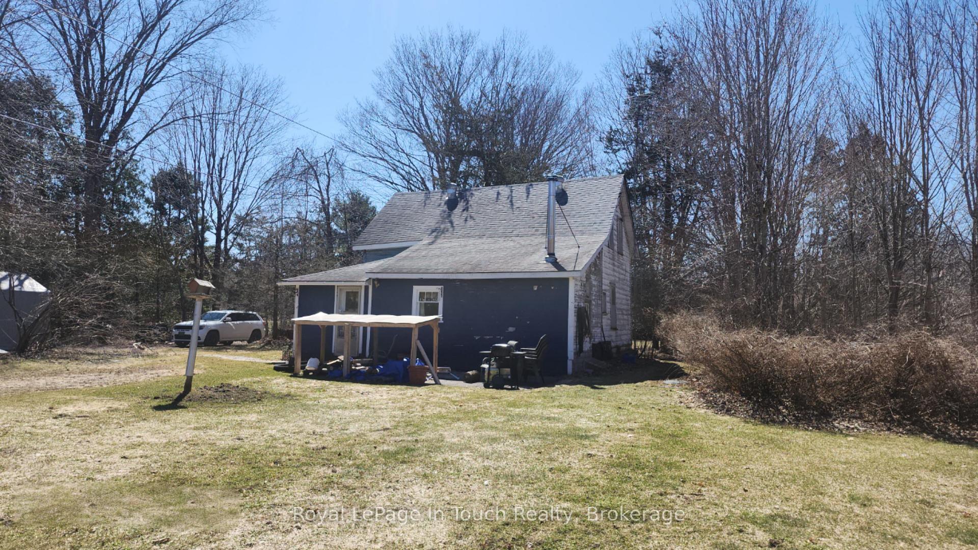 Photo 10 of 1655 Newton Street W, Tay, Rural Tay — HOMEH
