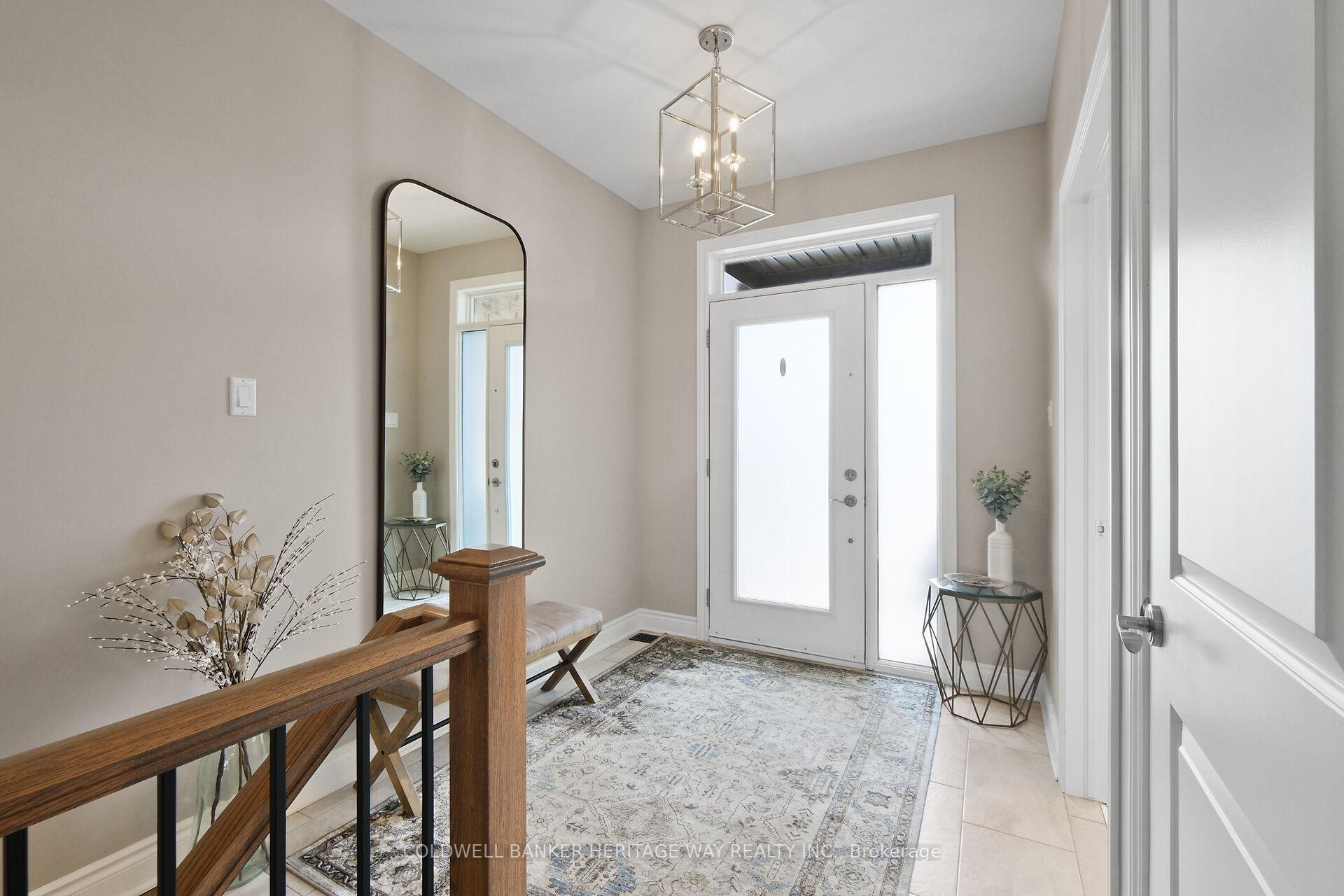 Photo 3 of 28 Matthews Street, Carleton Place — HOMEH