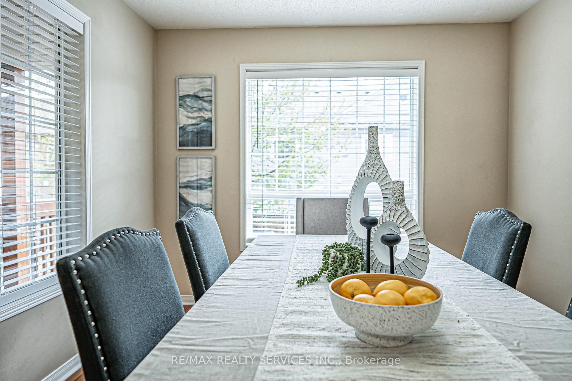 Photo 32 of 196 Van Scott Drive, Brampton, Northwest Sandalwood Parkway — HOMEH