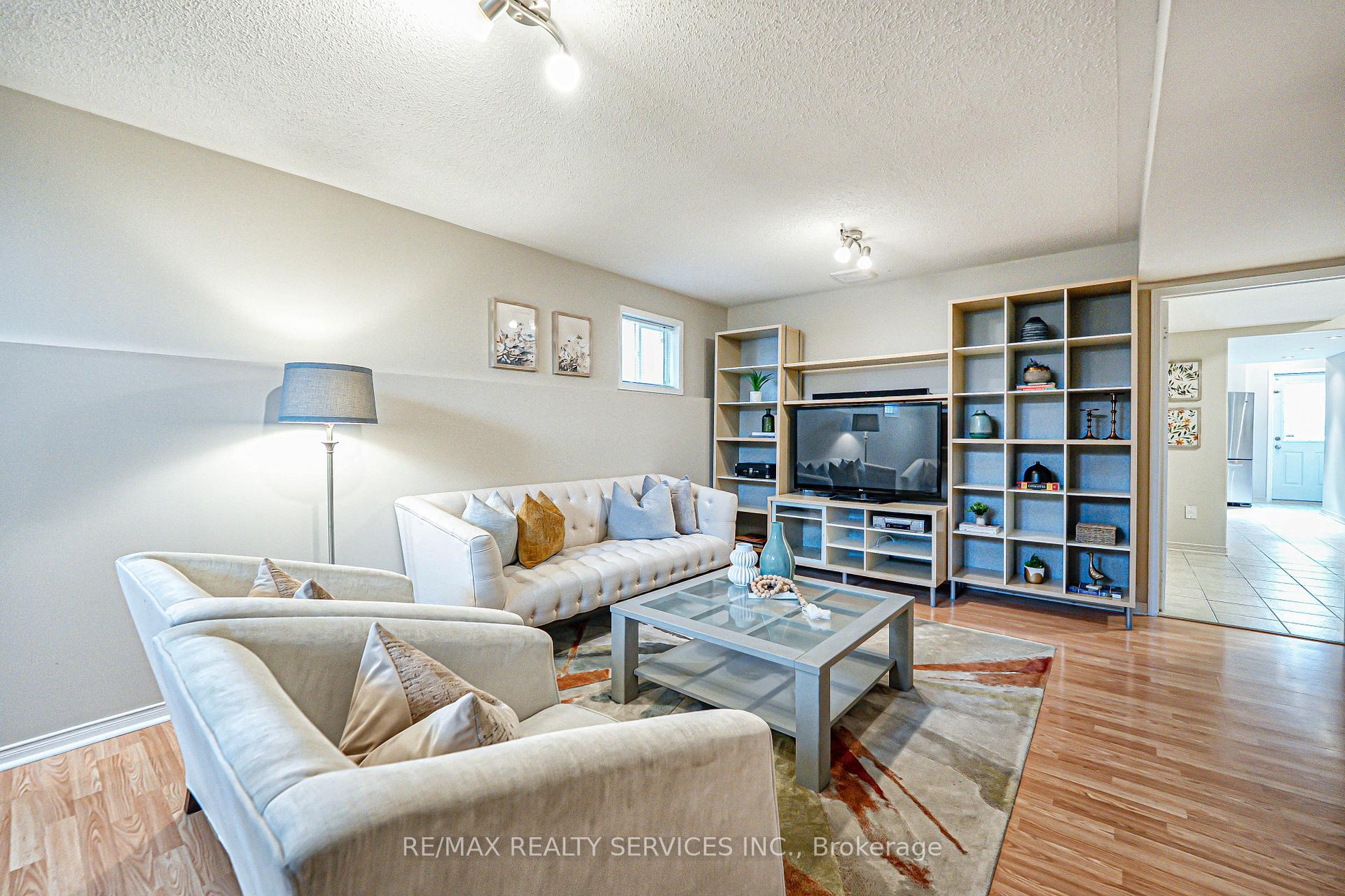 Photo 48 of 196 Van Scott Drive, Brampton, Northwest Sandalwood Parkway — HOMEH