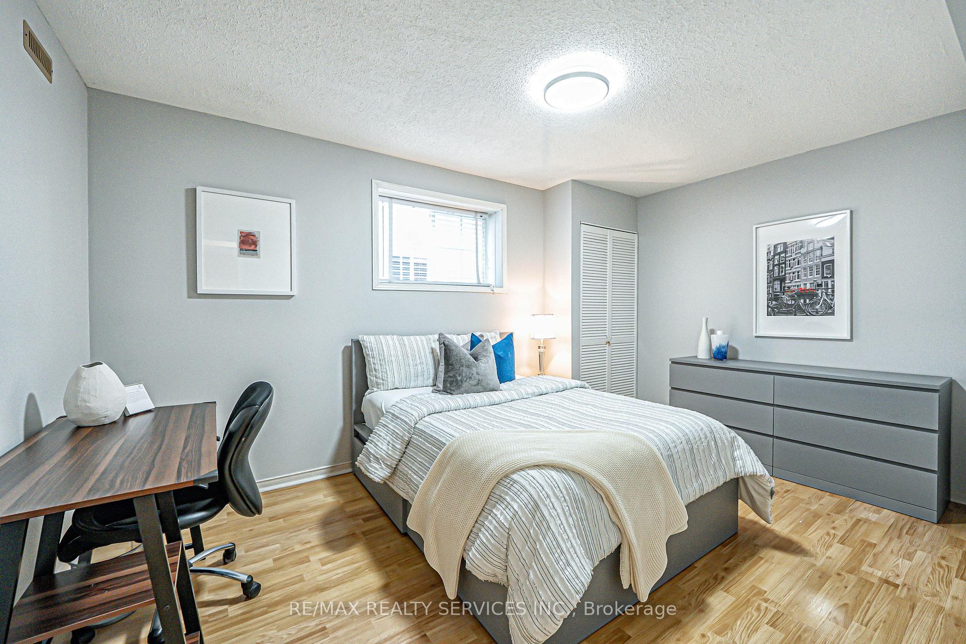 Photo 58 of 196 Van Scott Drive, Brampton, Northwest Sandalwood Parkway — HOMEH