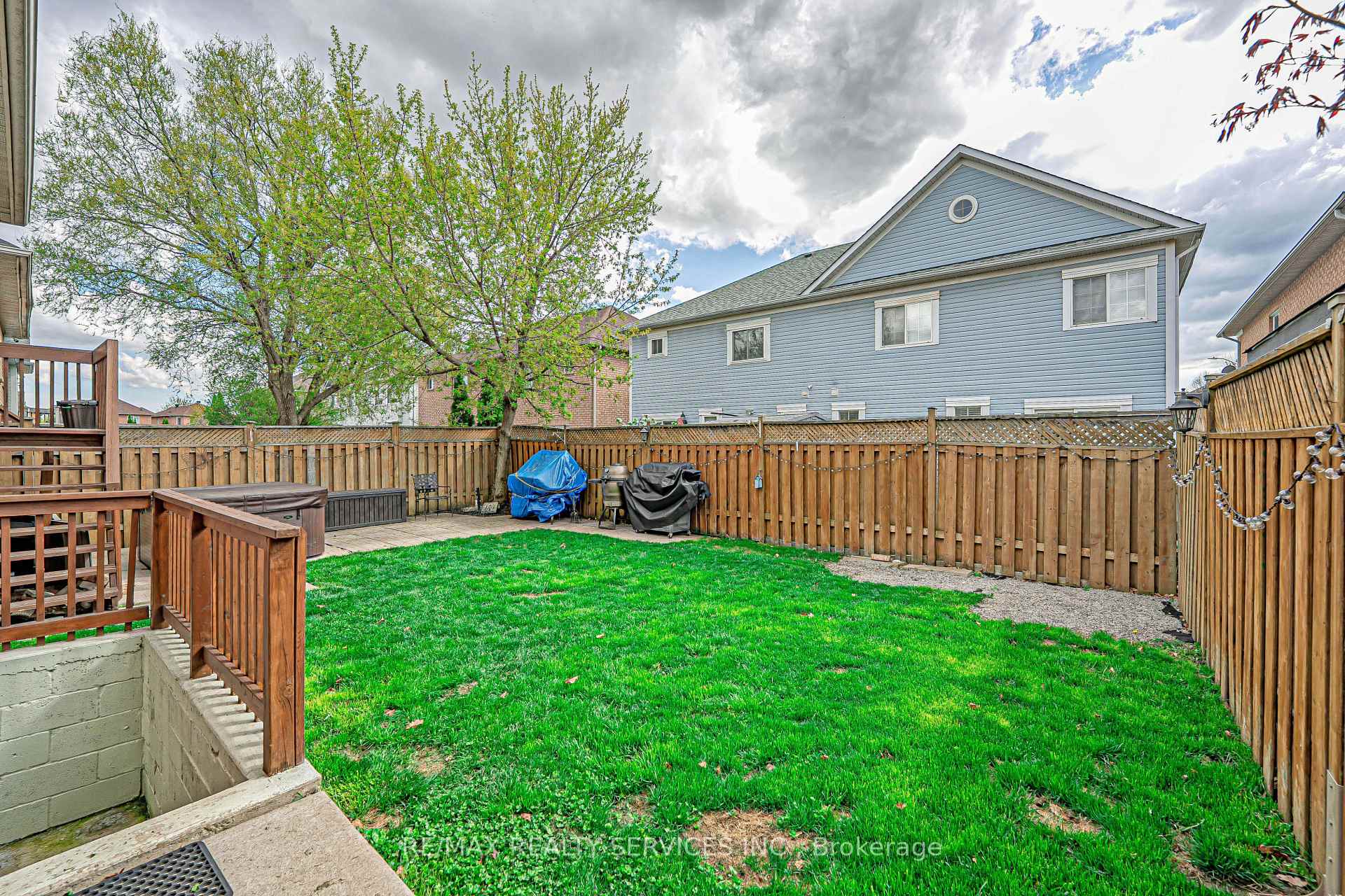 Photo 80 of 196 Van Scott Drive, Brampton, Northwest Sandalwood Parkway — HOMEH