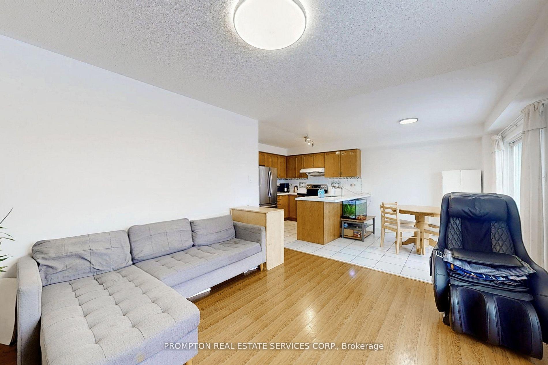 Photo 7 of 118 Sand Cherry Crescent, Brampton, Sandringham-Wellington — HOMEH