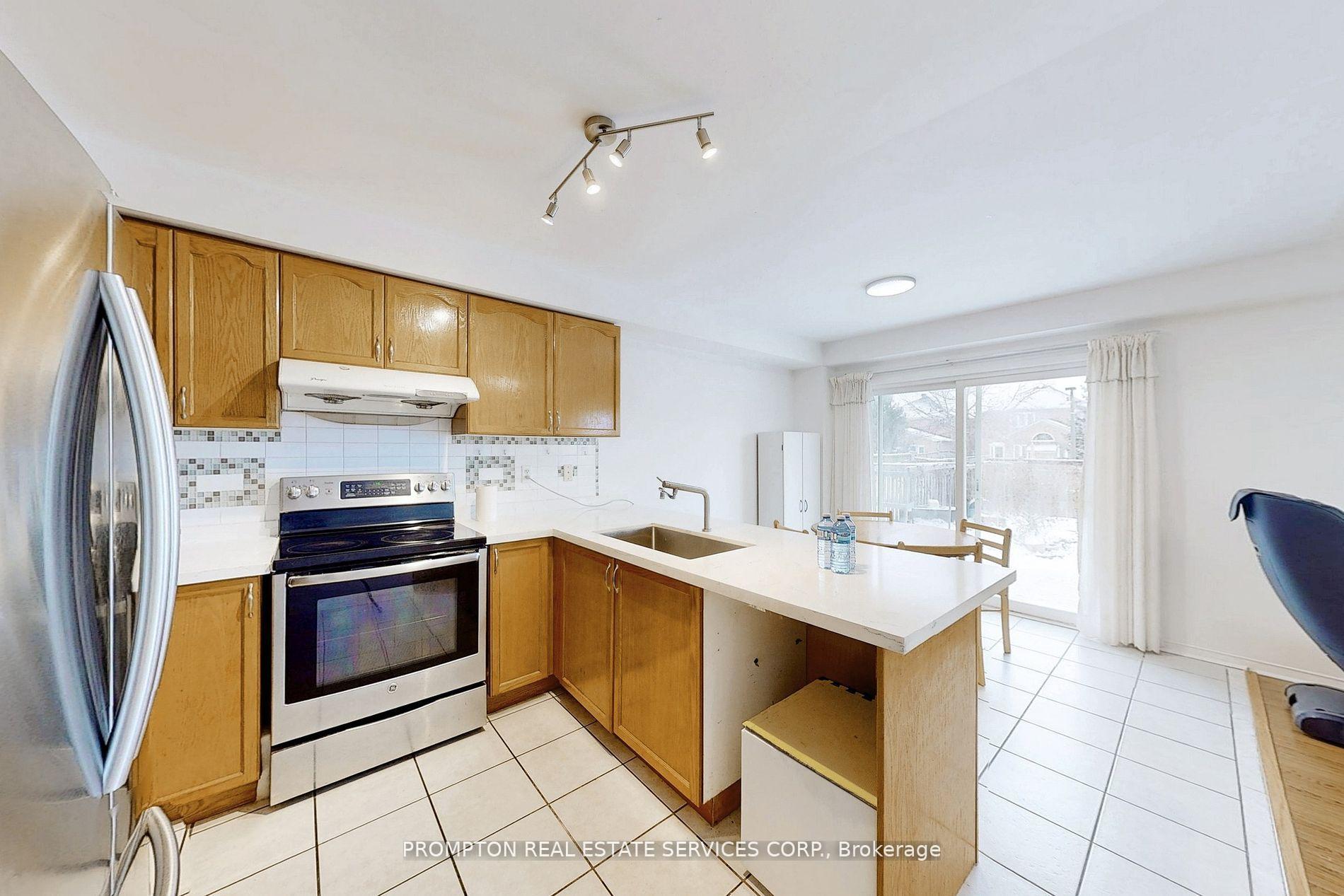 Photo 13 of 118 Sand Cherry Crescent, Brampton, Sandringham-Wellington — HOMEH