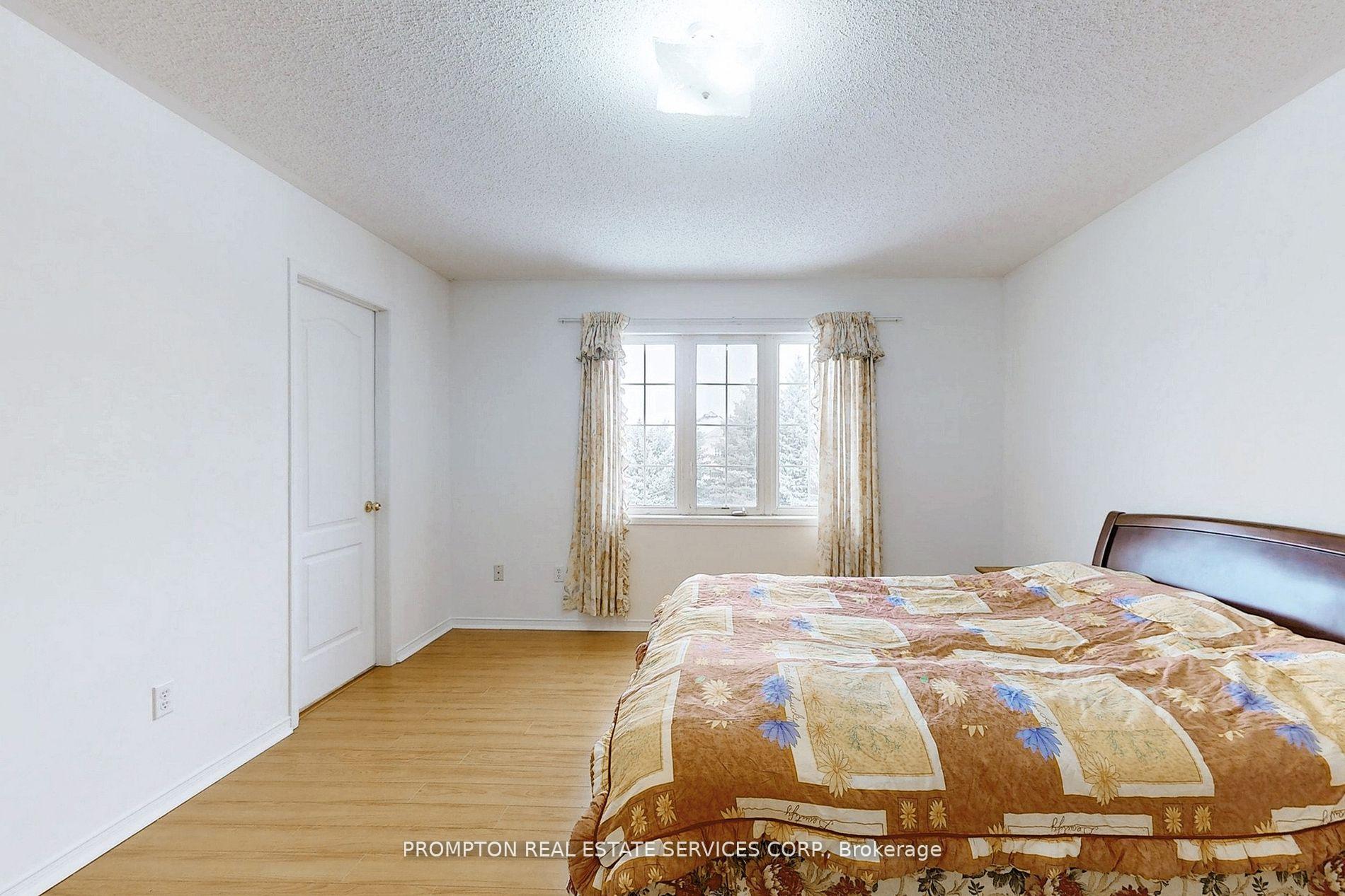 Photo 16 of 118 Sand Cherry Crescent, Brampton, Sandringham-Wellington — HOMEH