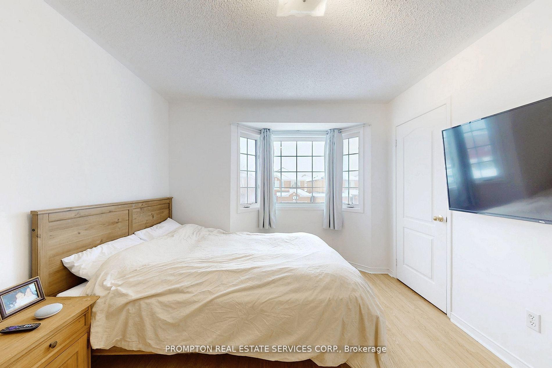 Photo 24 of 118 Sand Cherry Crescent, Brampton, Sandringham-Wellington — HOMEH