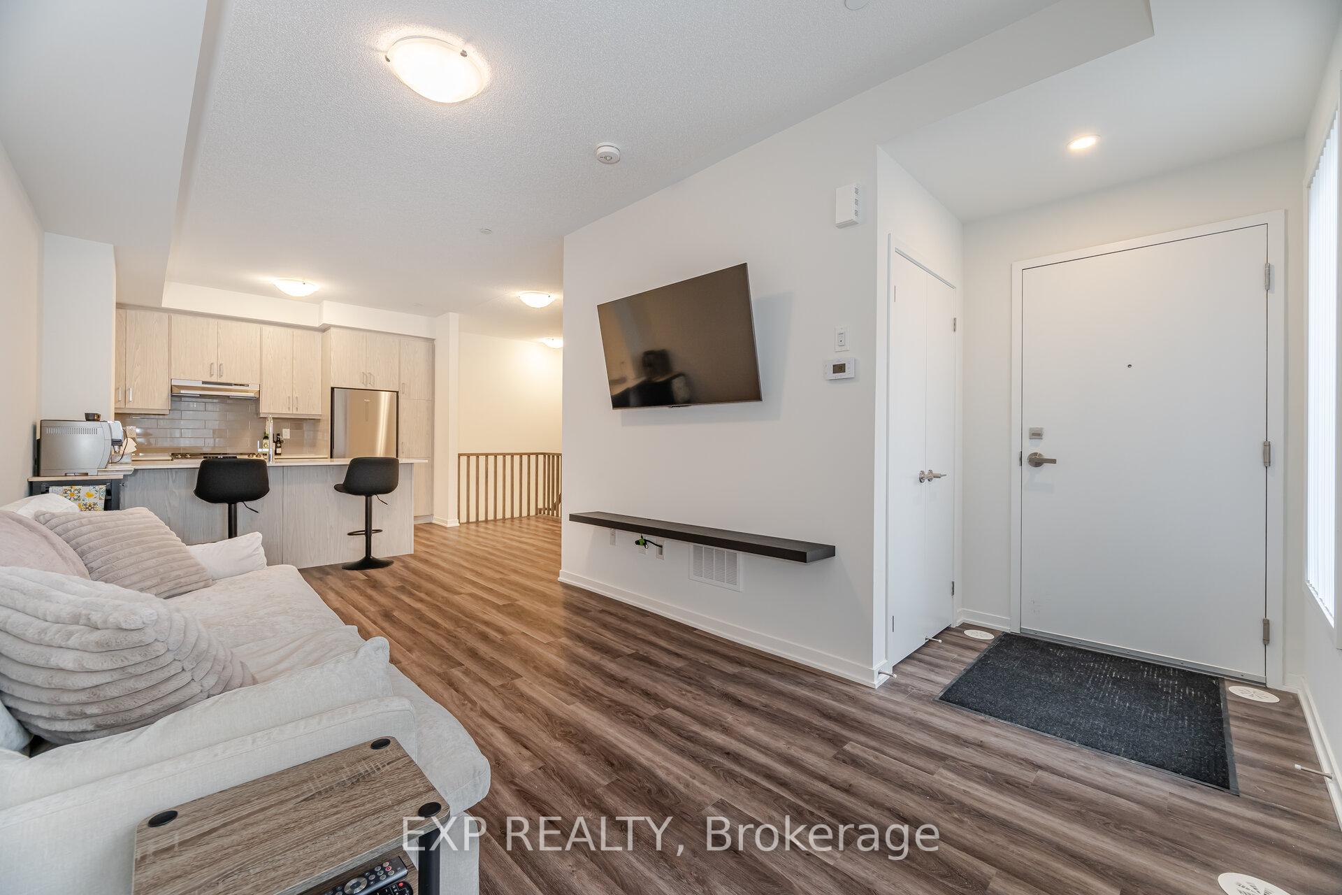 Front of Unit TH 261, 150 Honeycrisp Crescent