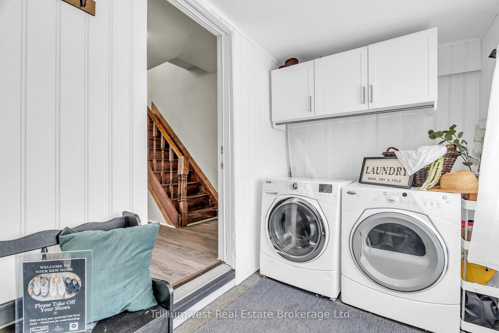 Photo 5 of 368 Avondale Street, Hamilton, Crown Point — HOMEH