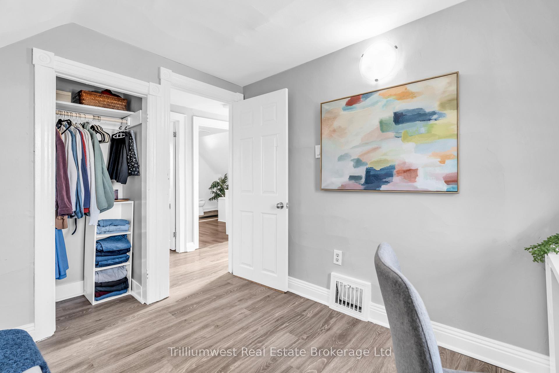 Photo 17 of 368 Avondale Street, Hamilton, Crown Point — HOMEH