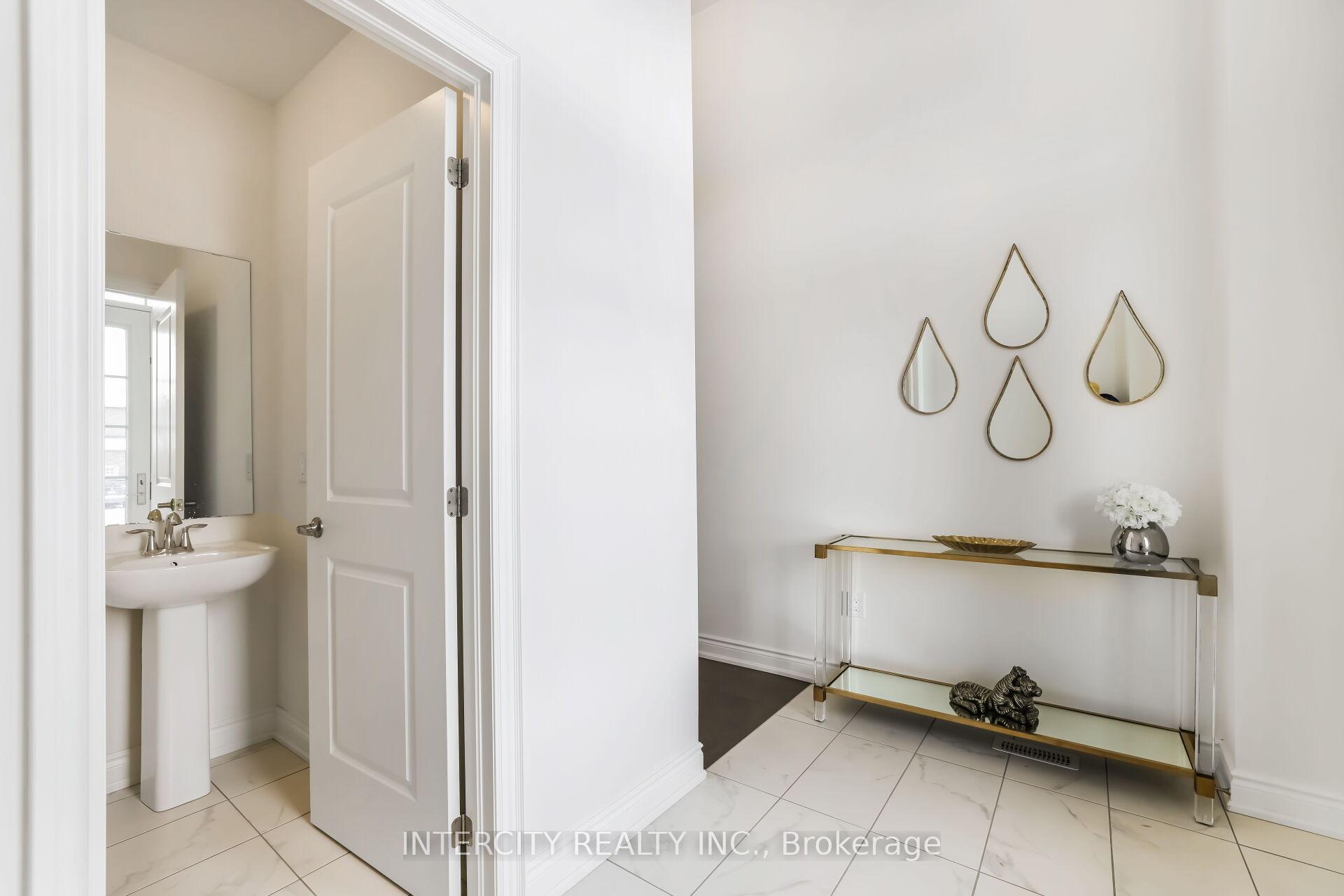 Photo 8 of 111 Walker Road, Caledon, Caledon East — HOMEH