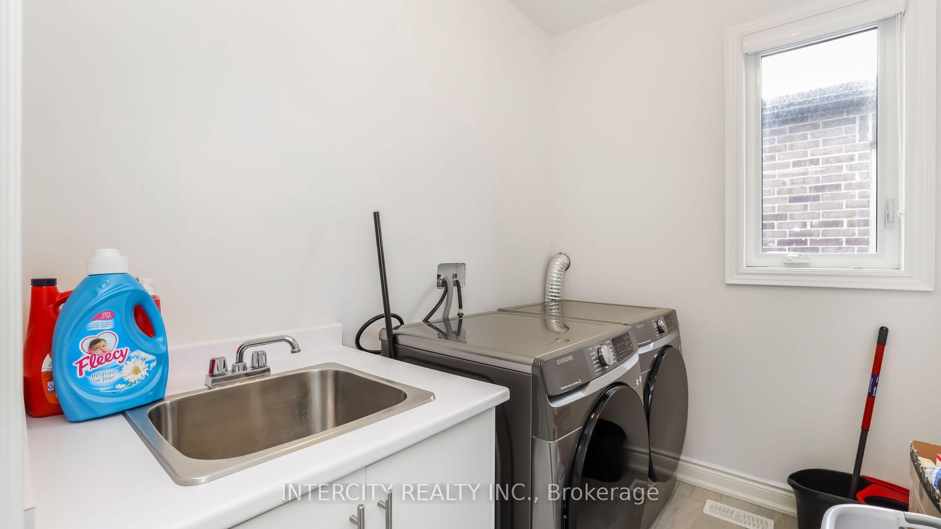 Photo 34 of 111 Walker Road, Caledon, Caledon East — HOMEH