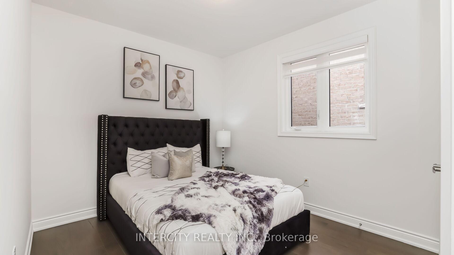 Photo 36 of 111 Walker Road, Caledon, Caledon East — HOMEH