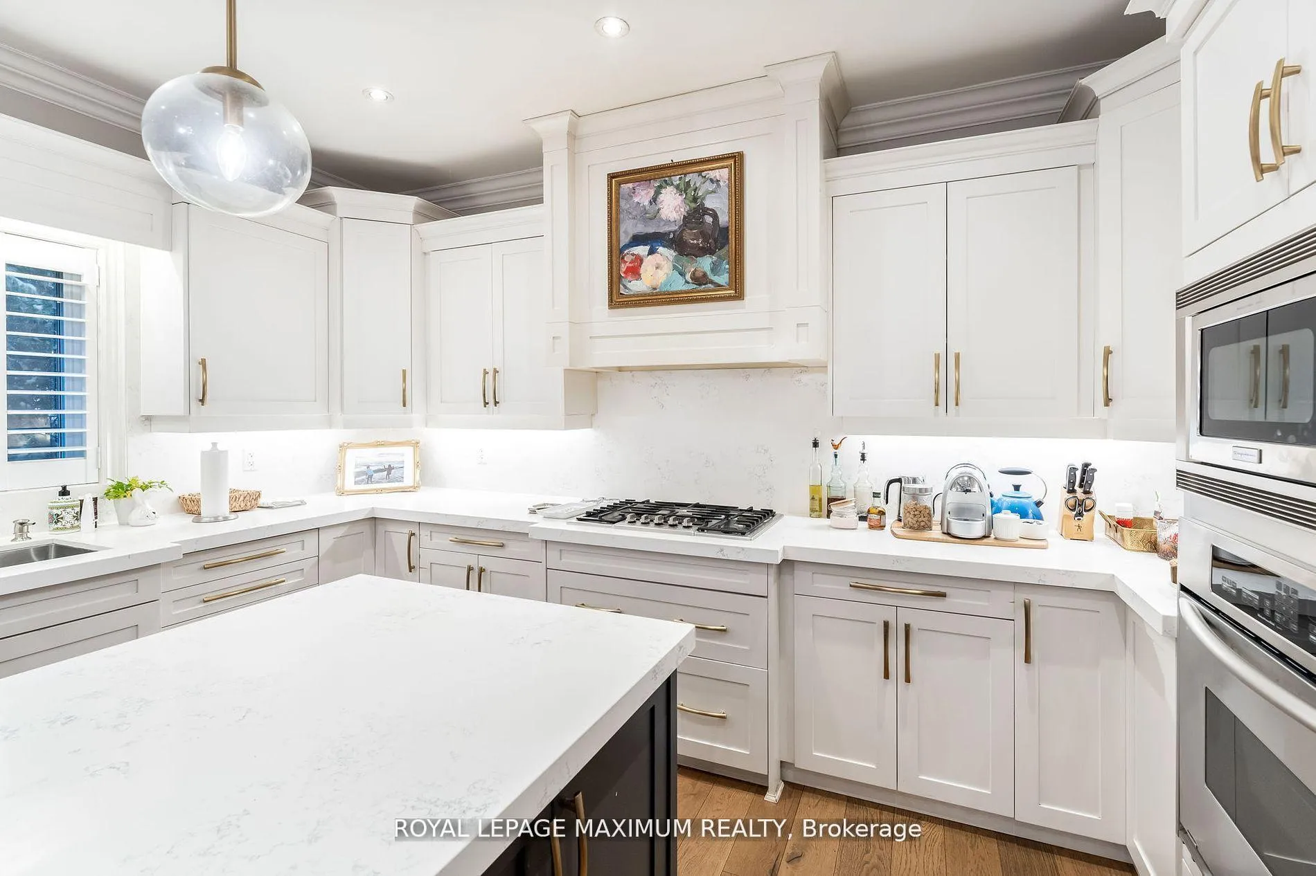 Photo 12 of 14 Pine Grove Road, Vaughan, East Woodbridge — HOMEH