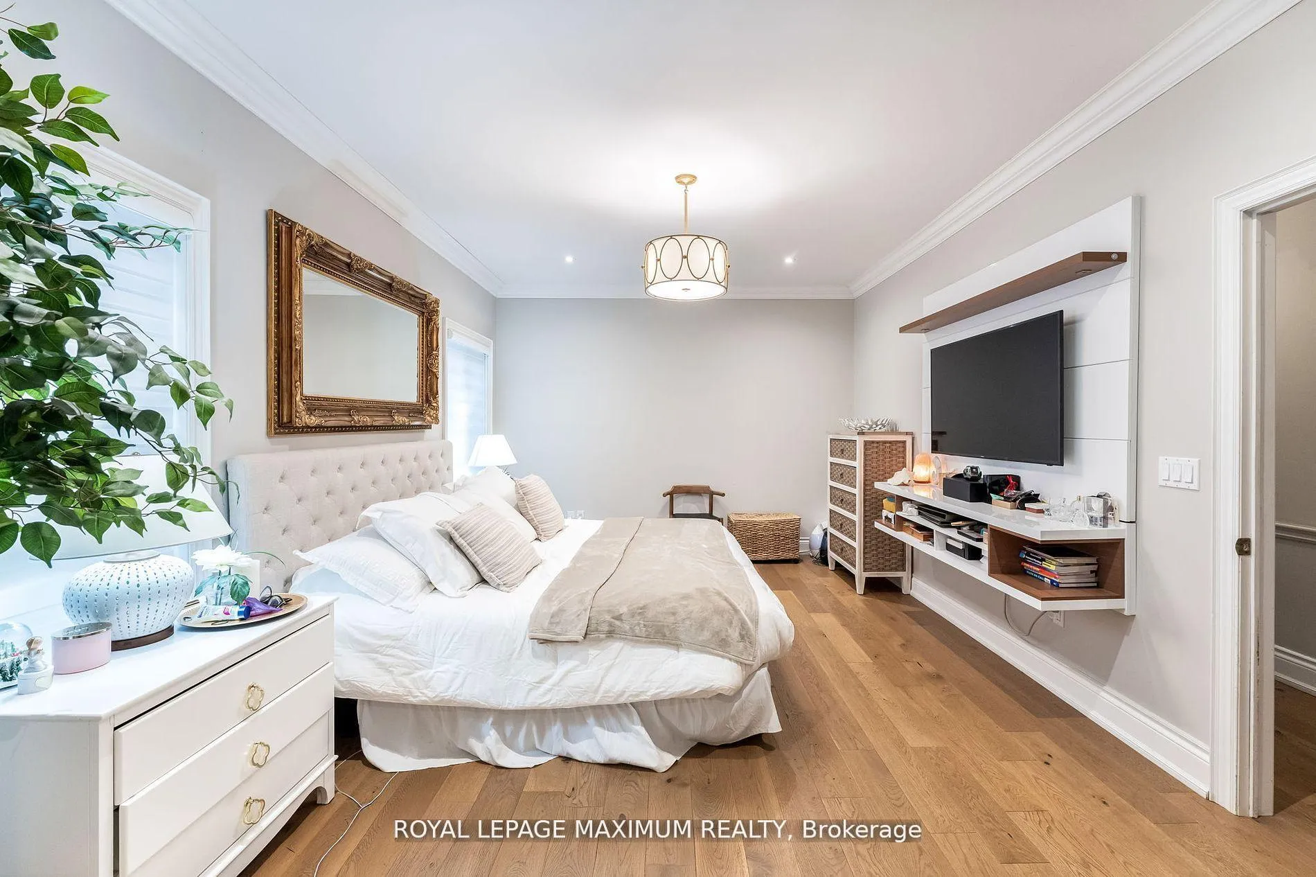 Photo 43 of 14 Pine Grove Road, Vaughan, East Woodbridge — HOMEH