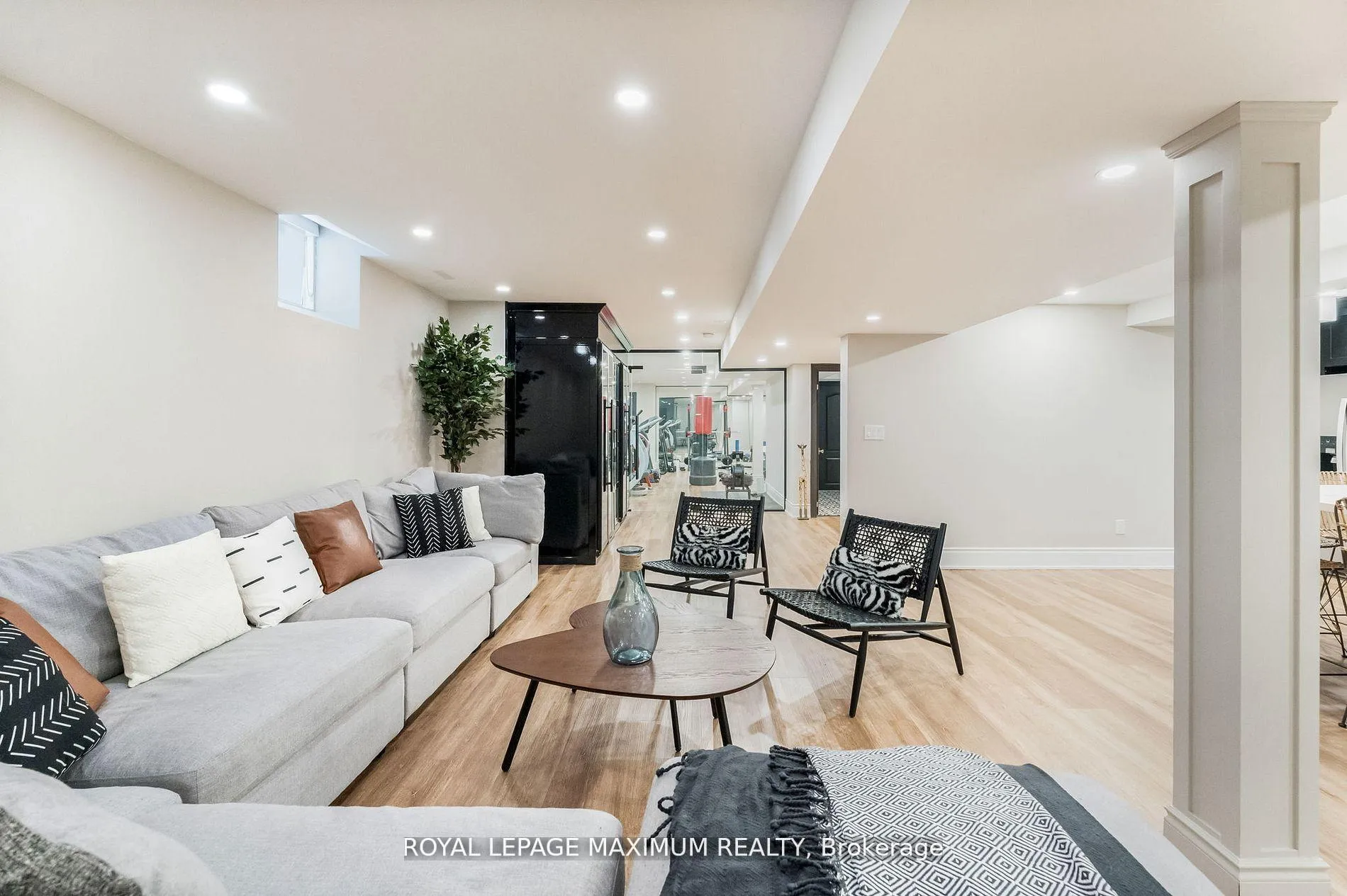 Photo 47 of 14 Pine Grove Road, Vaughan, East Woodbridge — HOMEH