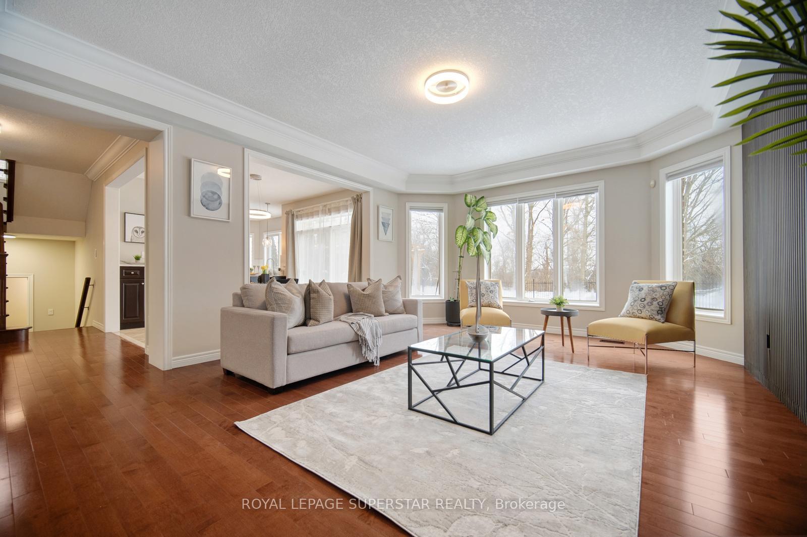 Photo 10 of 220 Edgewater Crescent, Kitchener, Grand River South — HOMEH