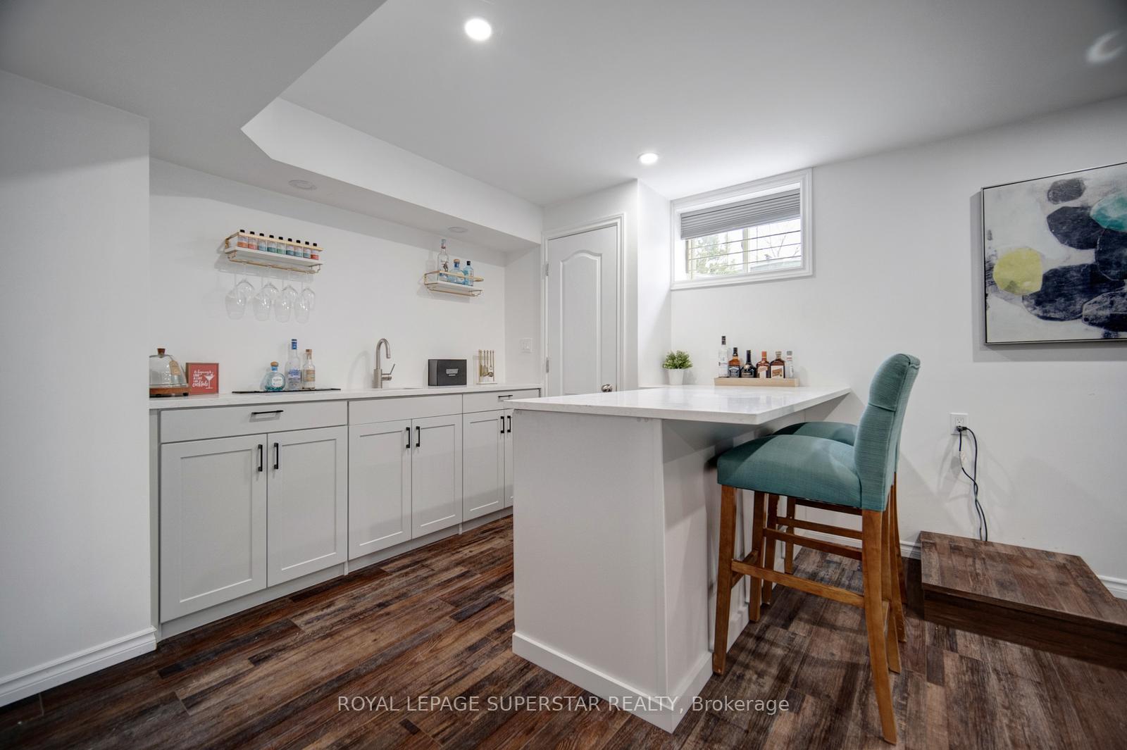 Photo 37 of 220 Edgewater Crescent, Kitchener, Grand River South — HOMEH