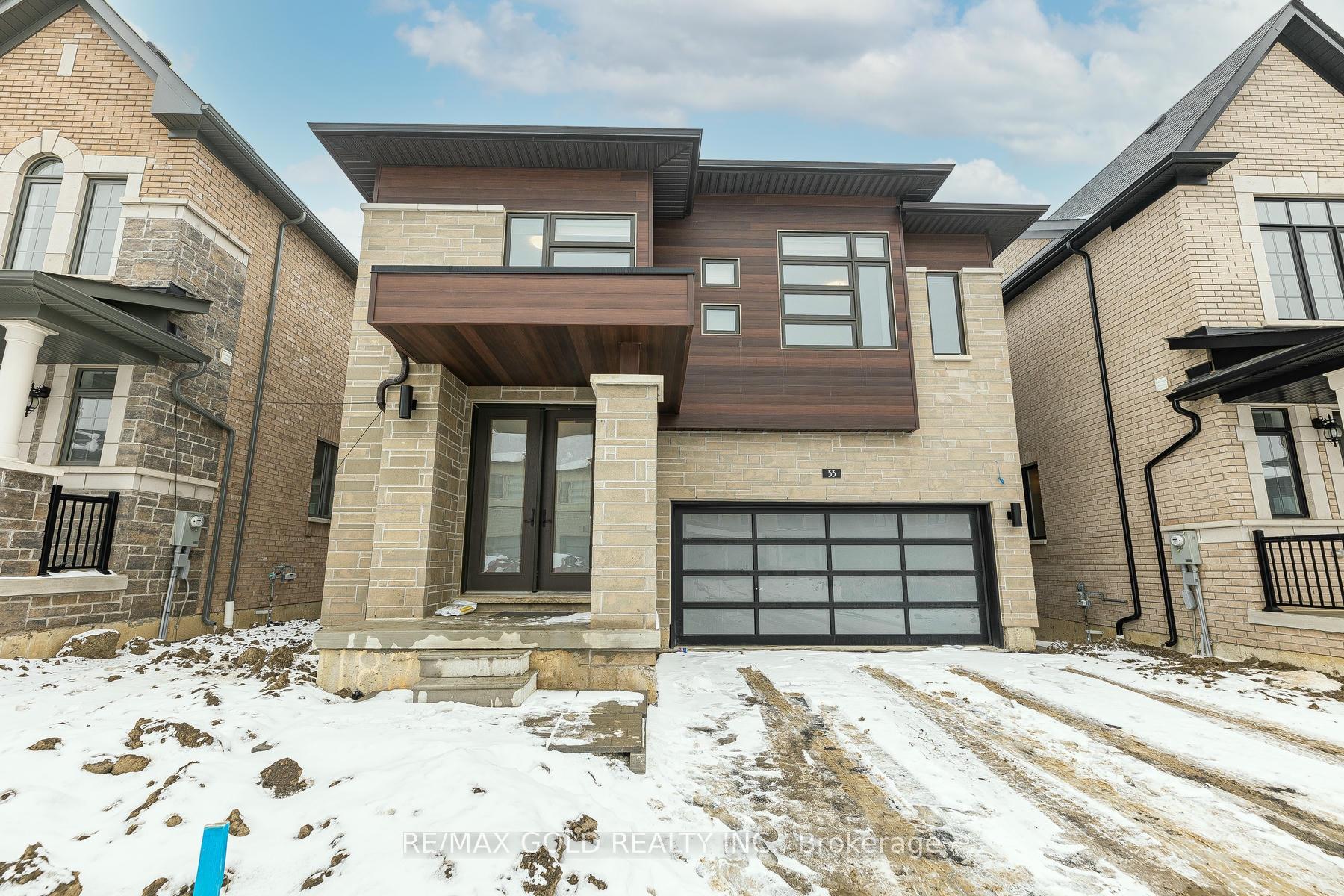Photo 2 of 33 Keyworth Crescent, Brampton, Sandringham-Wellington North — HOMEH