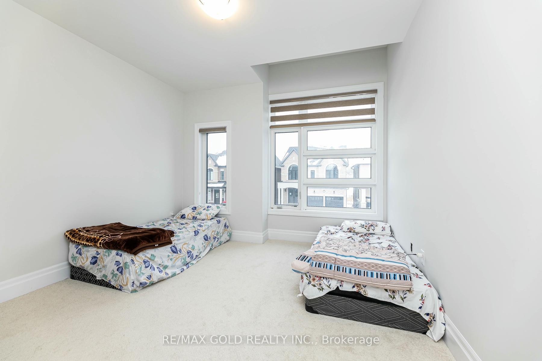 Photo 67 of 33 Keyworth Crescent, Brampton, Sandringham-Wellington North — HOMEH