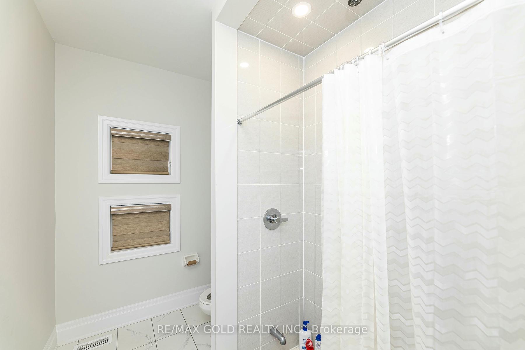 Photo 70 of 33 Keyworth Crescent, Brampton, Sandringham-Wellington North — HOMEH