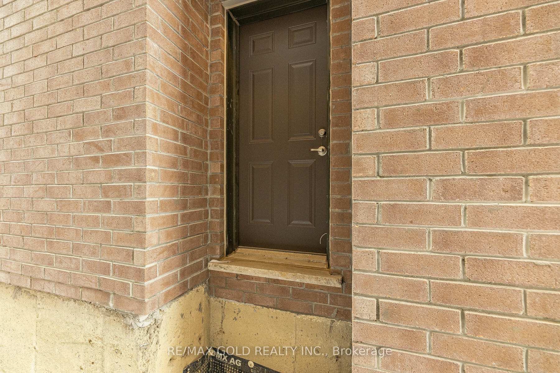 Photo 87 of 33 Keyworth Crescent, Brampton, Sandringham-Wellington North — HOMEH