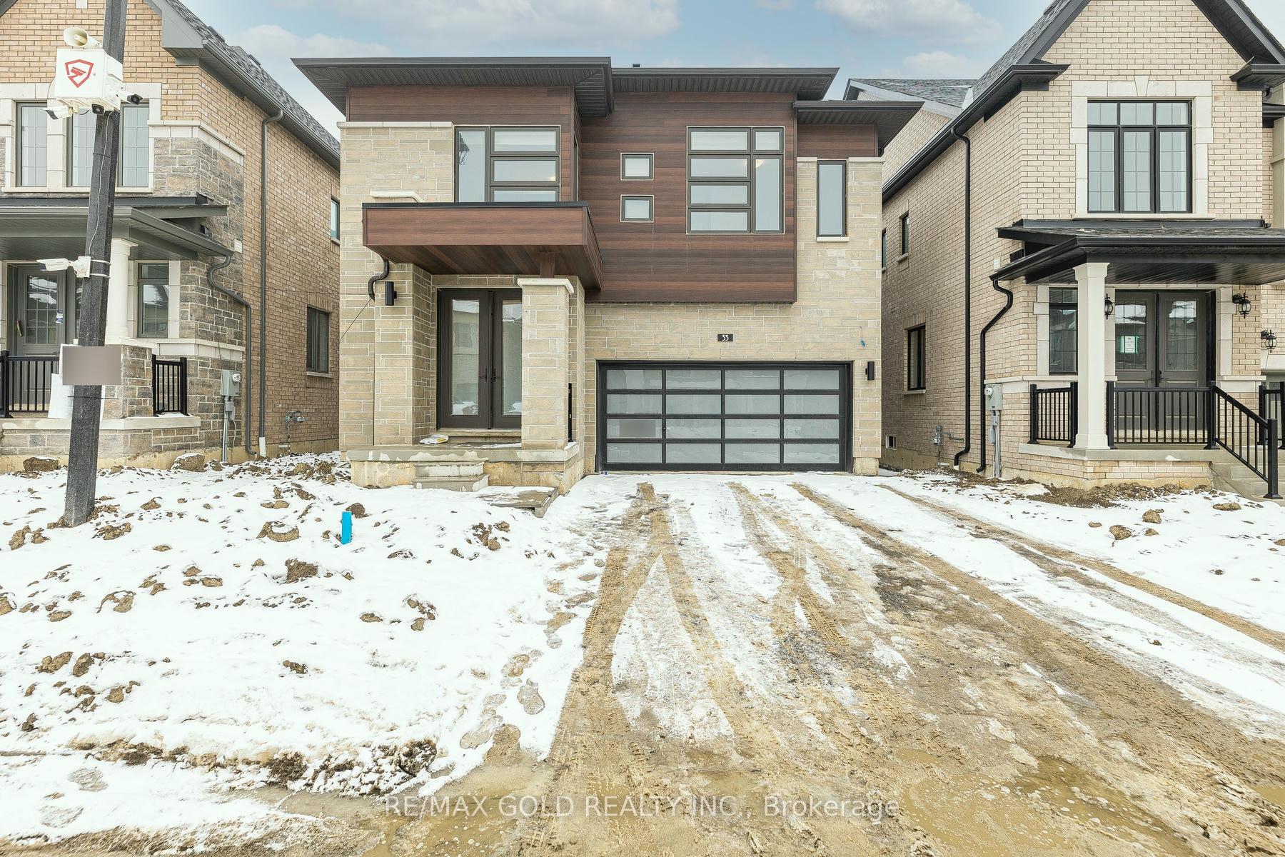 Photo 3 of 33 Keyworth Crescent, Brampton, Sandringham-Wellington North — HOMEH
