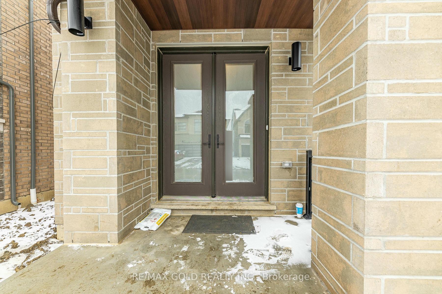 Photo 7 of 33 Keyworth Crescent, Brampton, Sandringham-Wellington North — HOMEH