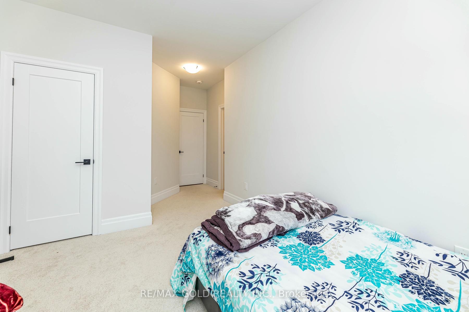 Photo 52 of 33 Keyworth Crescent, Brampton, Sandringham-Wellington North — HOMEH