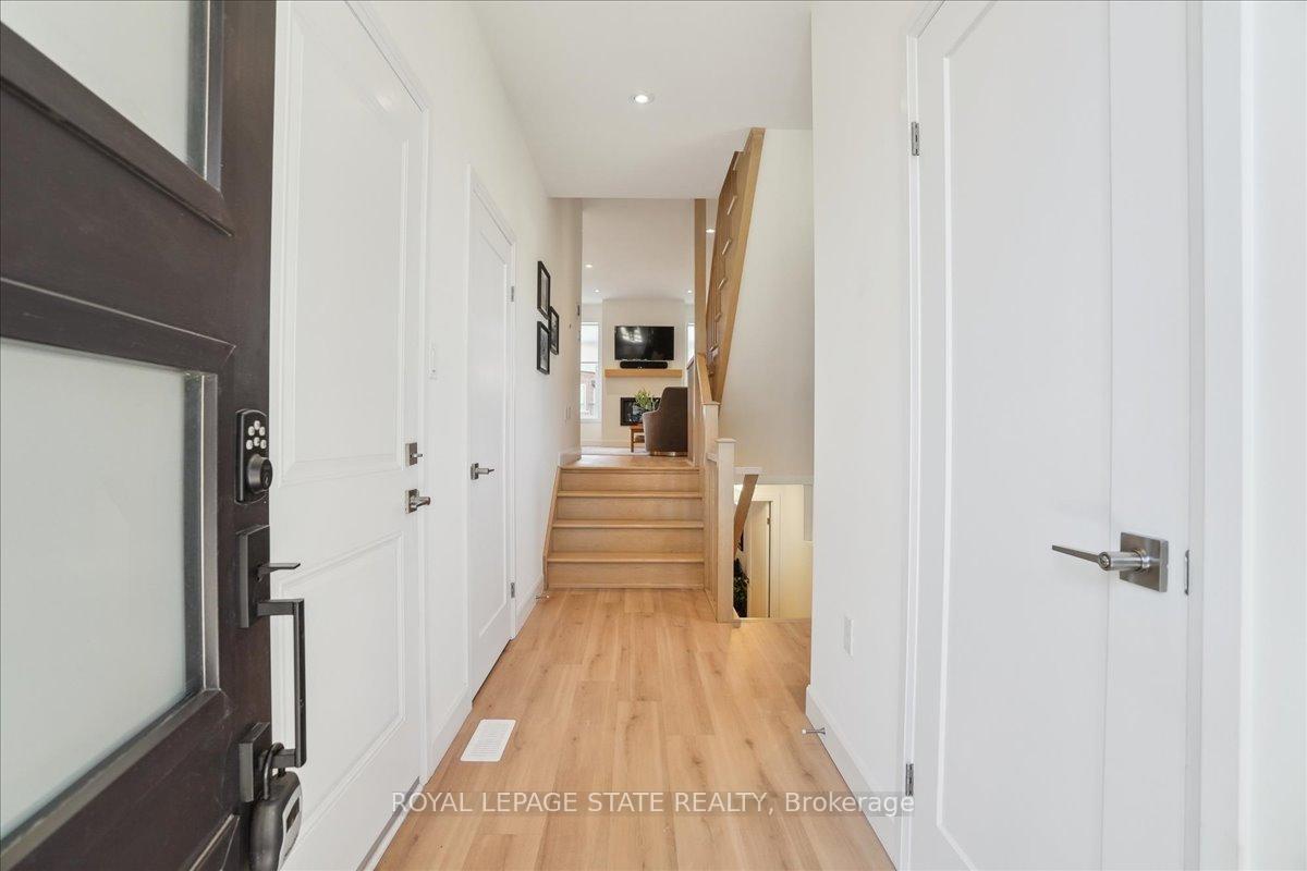 Photo 4 of 67 Cadwell Lane, Hamilton, Mountview — HOMEH