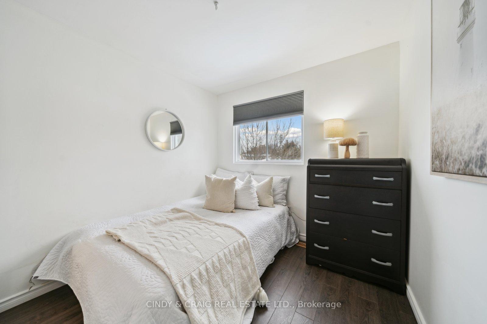 Photo 12 of 821 Exeter Street, Oshawa, Centennial — HOMEH