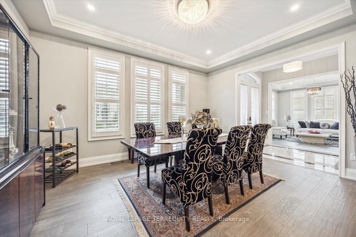 Photo 8 of 18 Dalmeny Drive, Brampton, Credit Valley — HOMEH