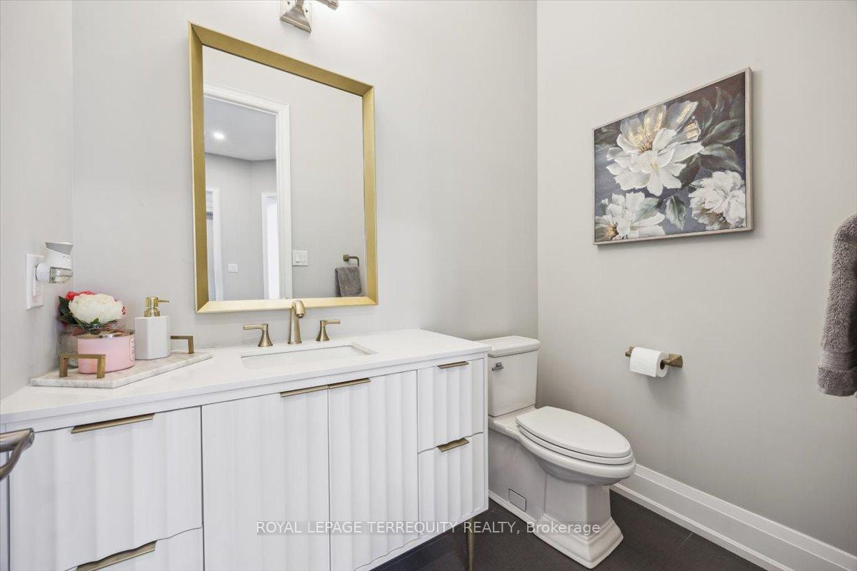 Photo 26 of 18 Dalmeny Drive, Brampton, Credit Valley — HOMEH