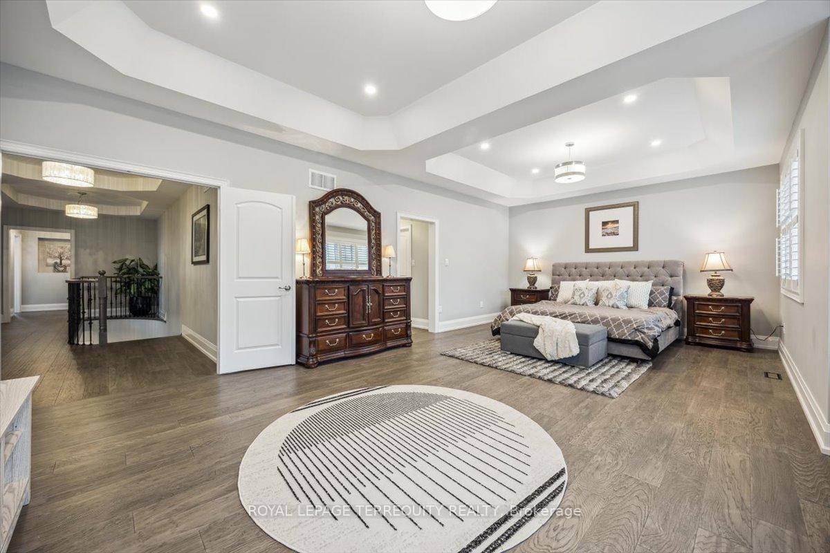 Photo 29 of 18 Dalmeny Drive, Brampton, Credit Valley — HOMEH