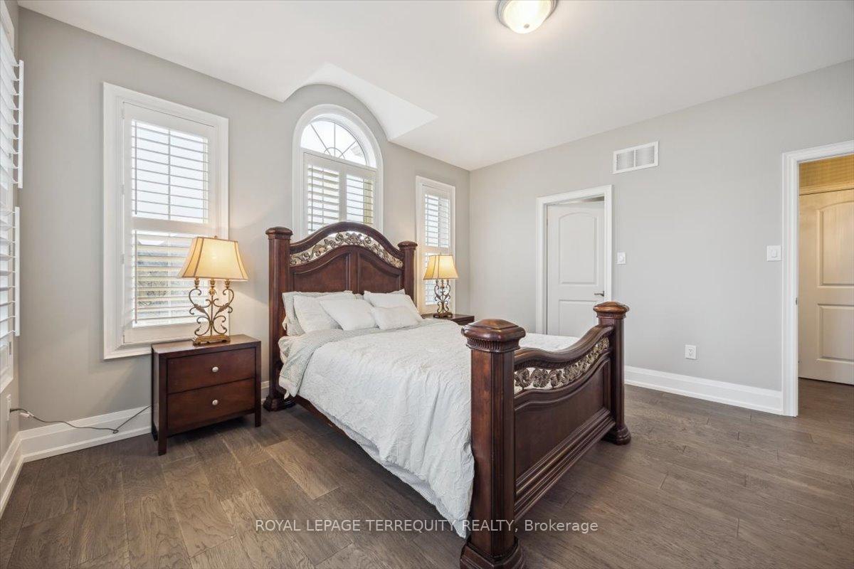 Photo 51 of 18 Dalmeny Drive, Brampton, Credit Valley — HOMEH
