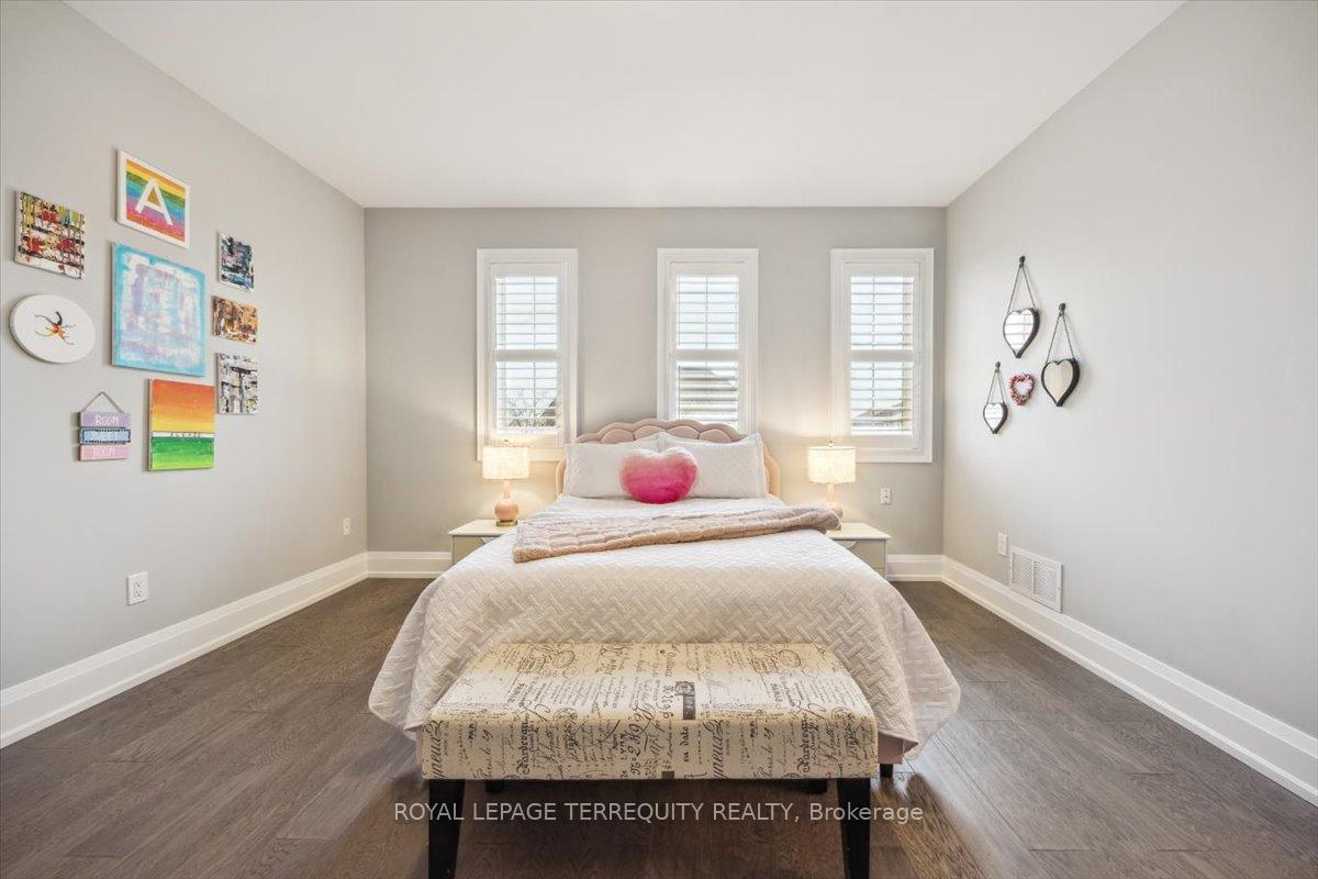Photo 54 of 18 Dalmeny Drive, Brampton, Credit Valley — HOMEH