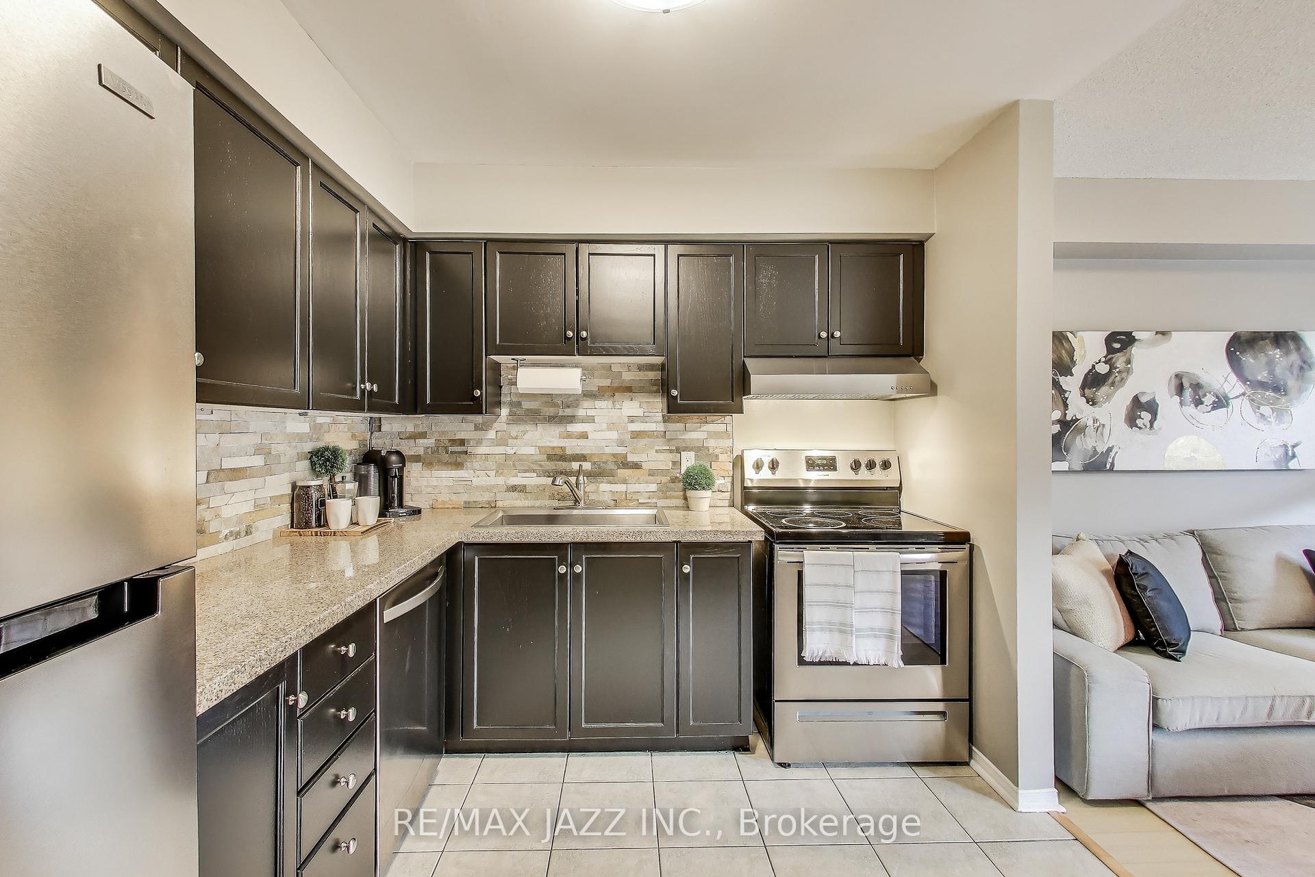 Photo 30 of Unit 31, 811 Wilson Road N, Oshawa, Pinecrest — HOMEH