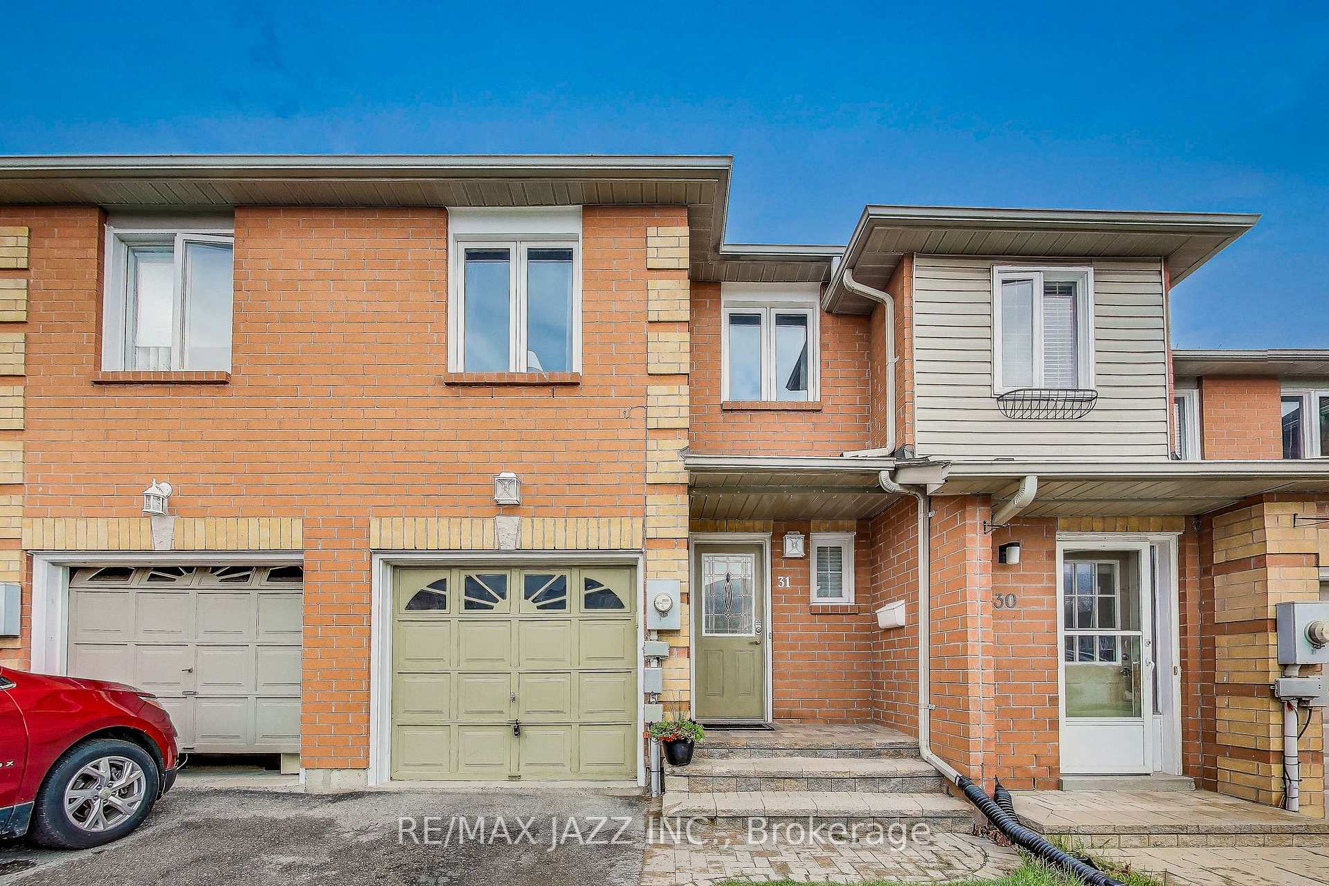 Photo 1 of Unit 31, 811 Wilson Road N, Oshawa, Pinecrest — HOMEH