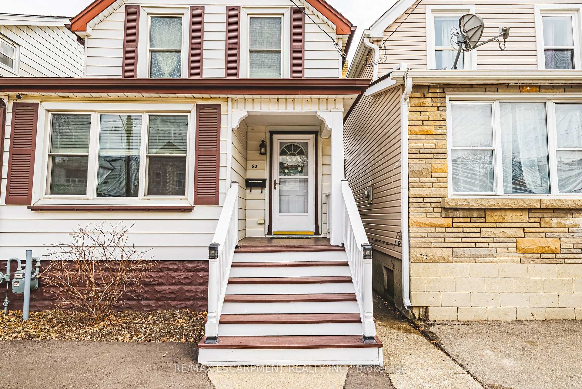 Photo 4 of 60 Belview Avenue, Hamilton, Crown Point — HOMEH