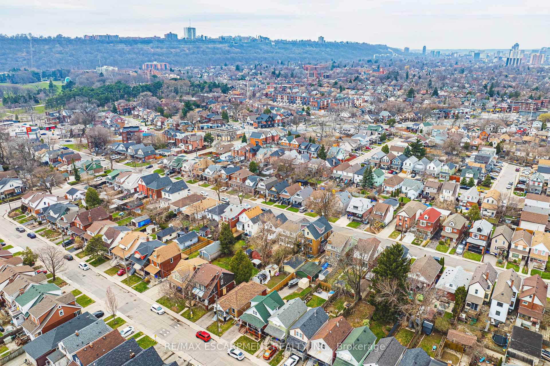 Photo 38 of 60 Belview Avenue, Hamilton, Crown Point — HOMEH