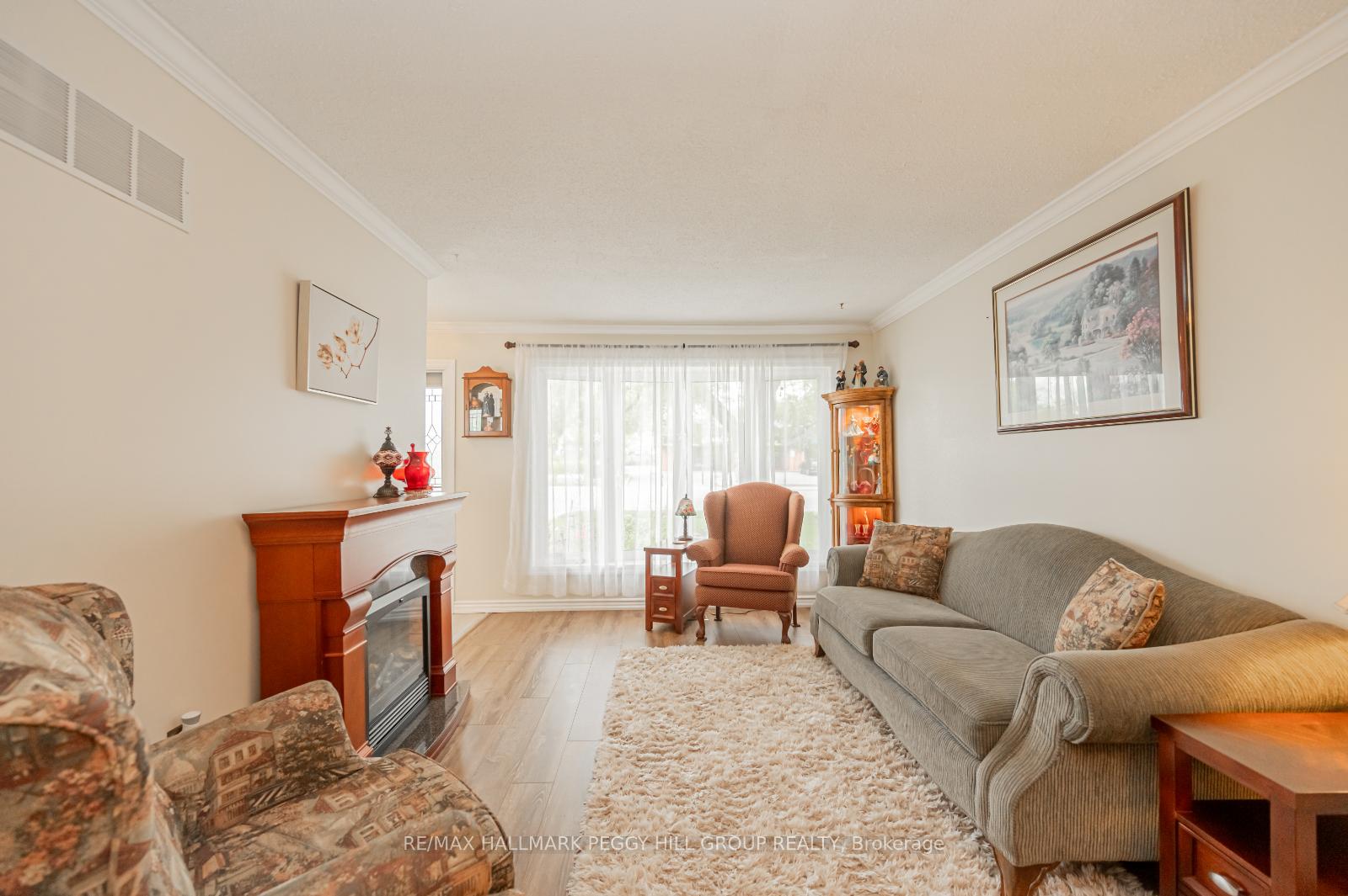 Photo 6 of 17A Cundles Road E, Barrie, Cundles East — HOMEH