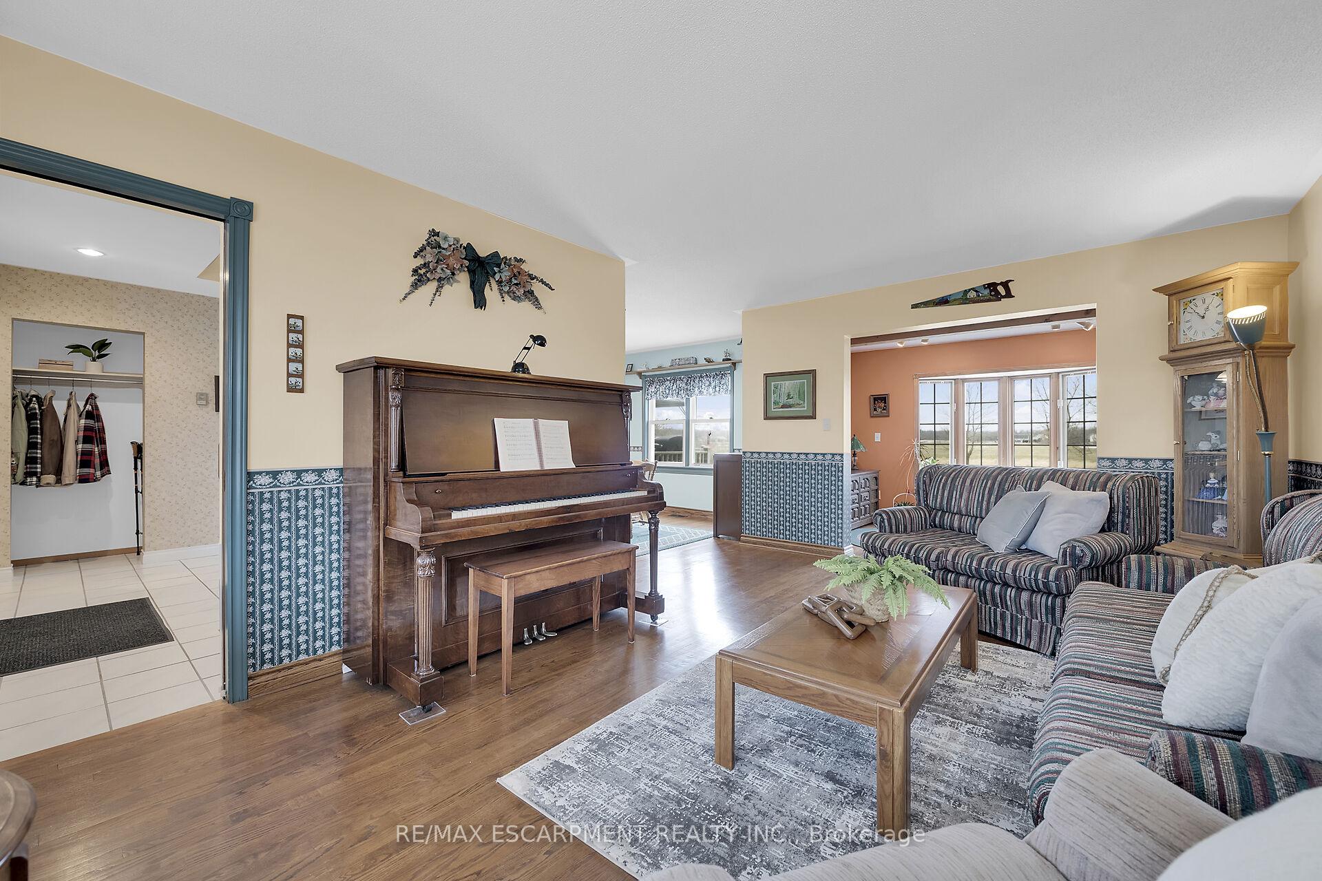 Photo 14 of 283 Link Road, Haldimand — HOMEH