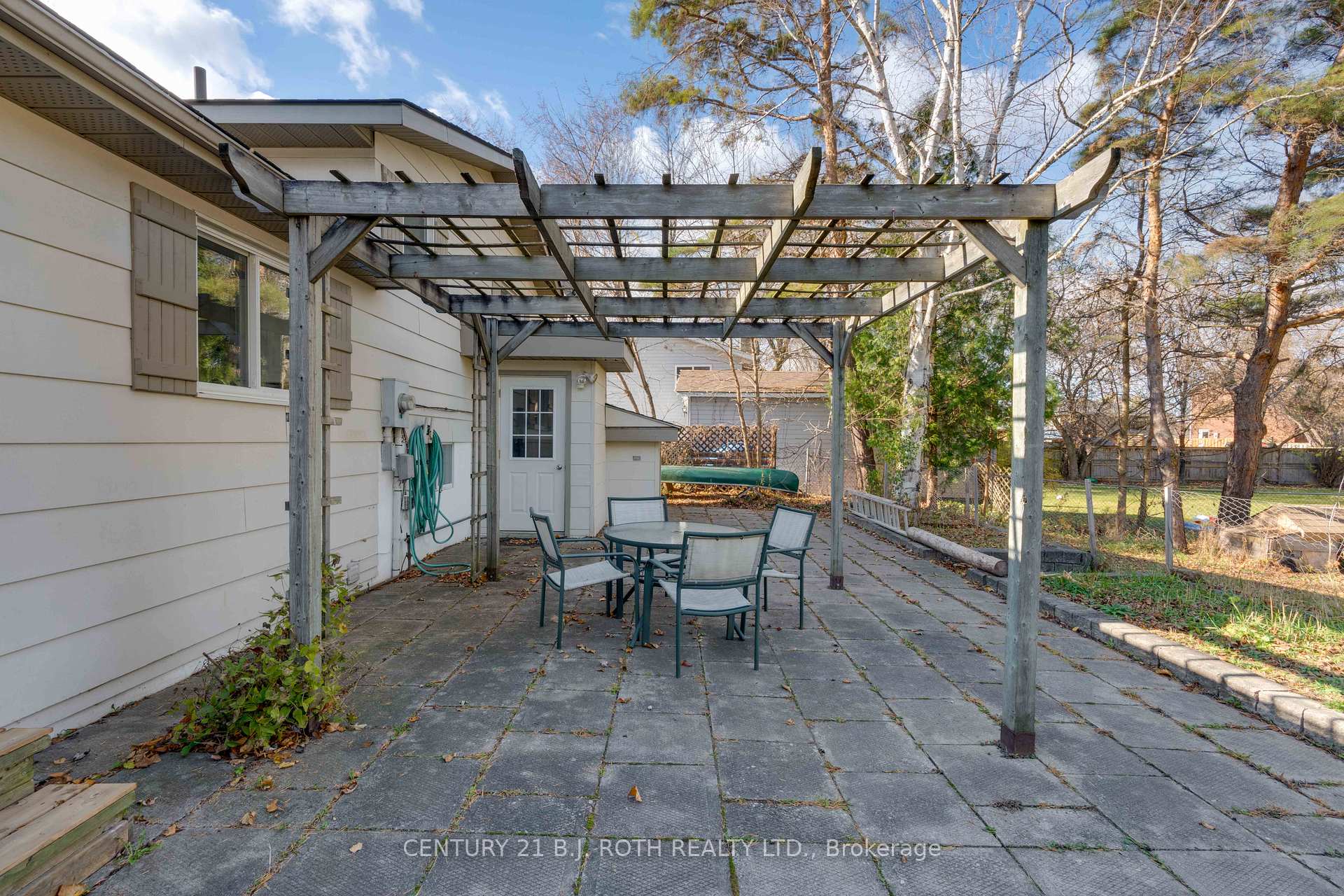 Photo 31 of 204 Margaret Street, Clearview, Stayner — HOMEH