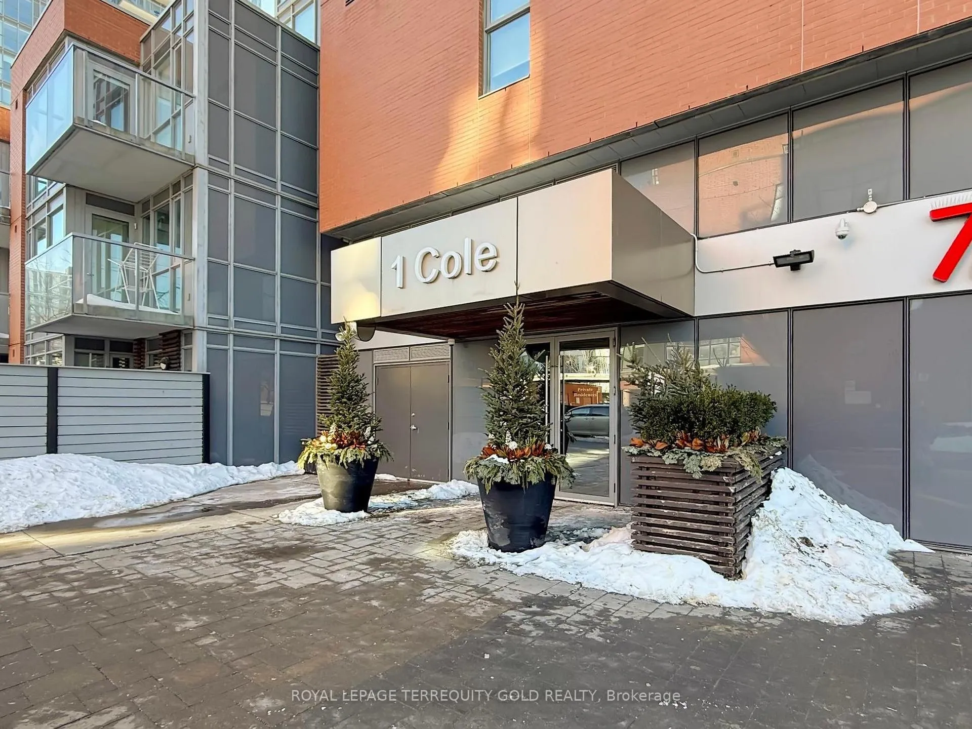 Photo 6 of Unit 501, 1 Cole Street, Toronto, Regent Park — HOMEH