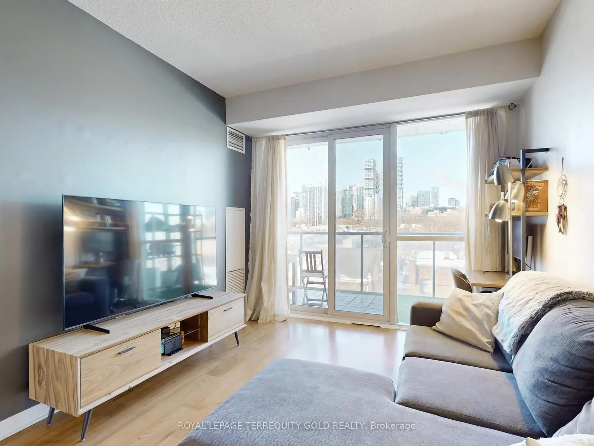 Photo 12 of Unit 501, 1 Cole Street, Toronto, Regent Park — HOMEH