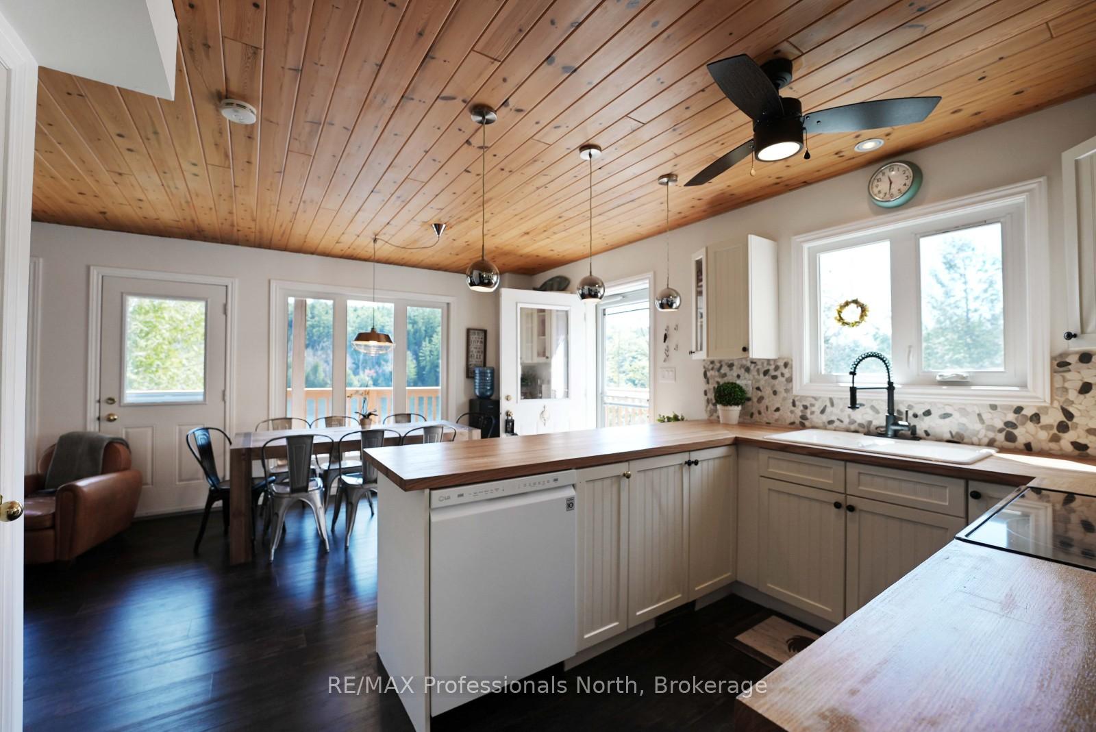 Photo 11 of 1012 Caldwell Trail, Minden Hills, Lutterworth — HOMEH