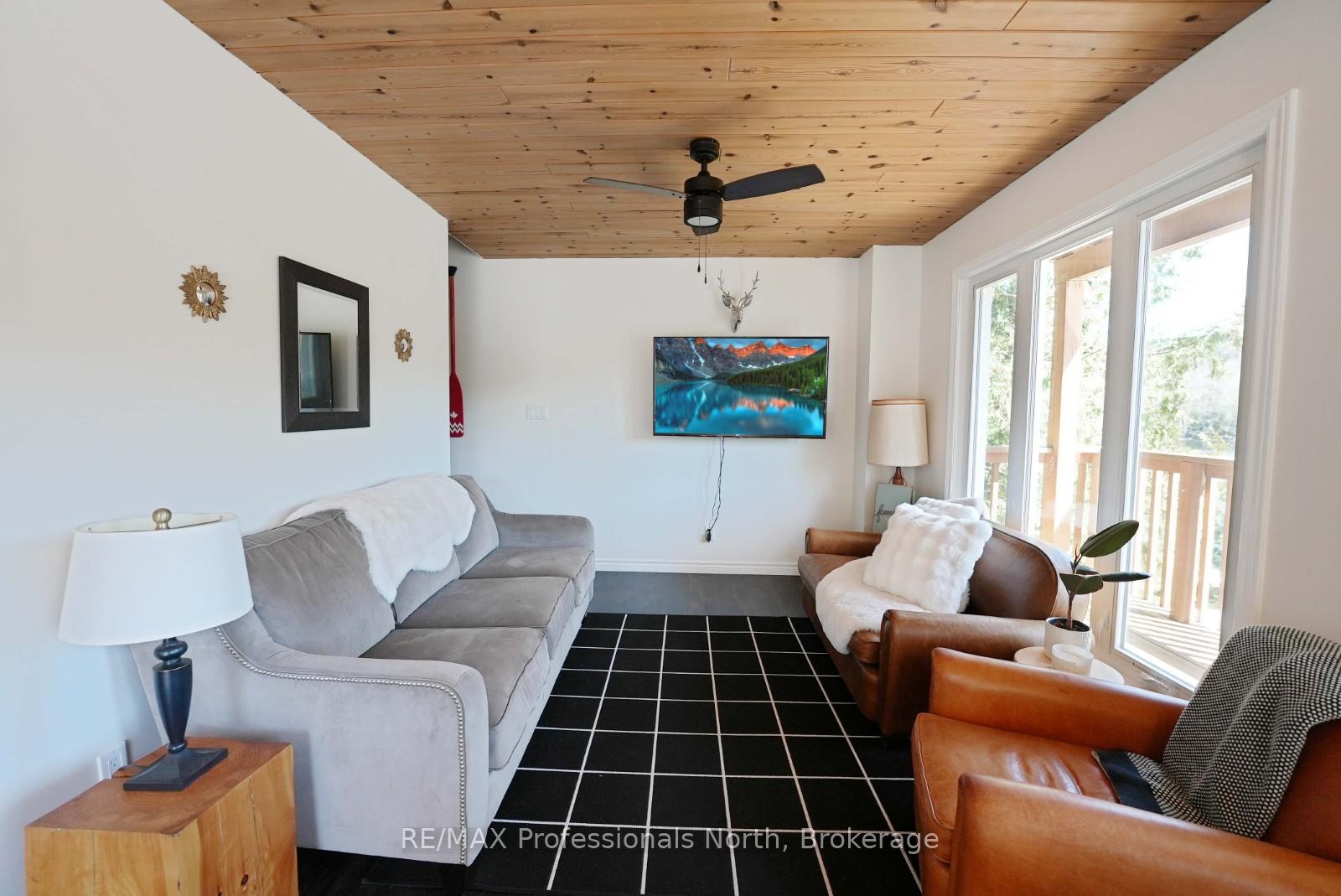 Photo 17 of 1012 Caldwell Trail, Minden Hills, Lutterworth — HOMEH
