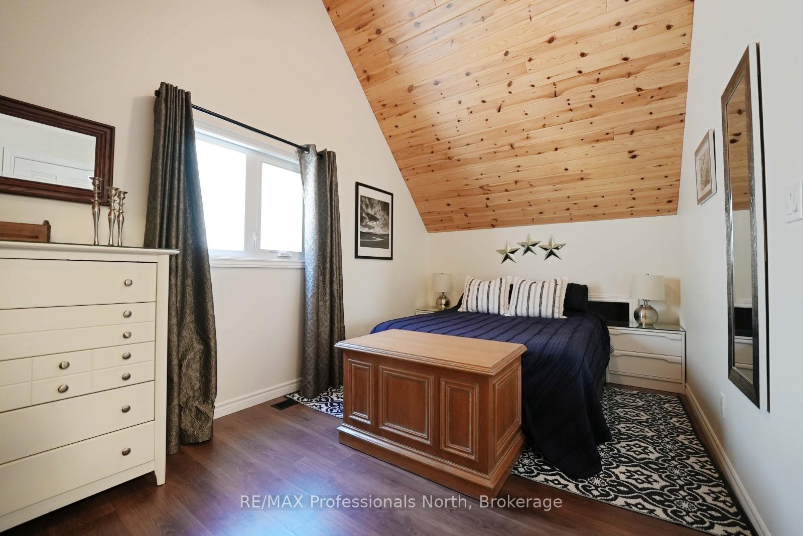 Photo 26 of 1012 Caldwell Trail, Minden Hills, Lutterworth — HOMEH