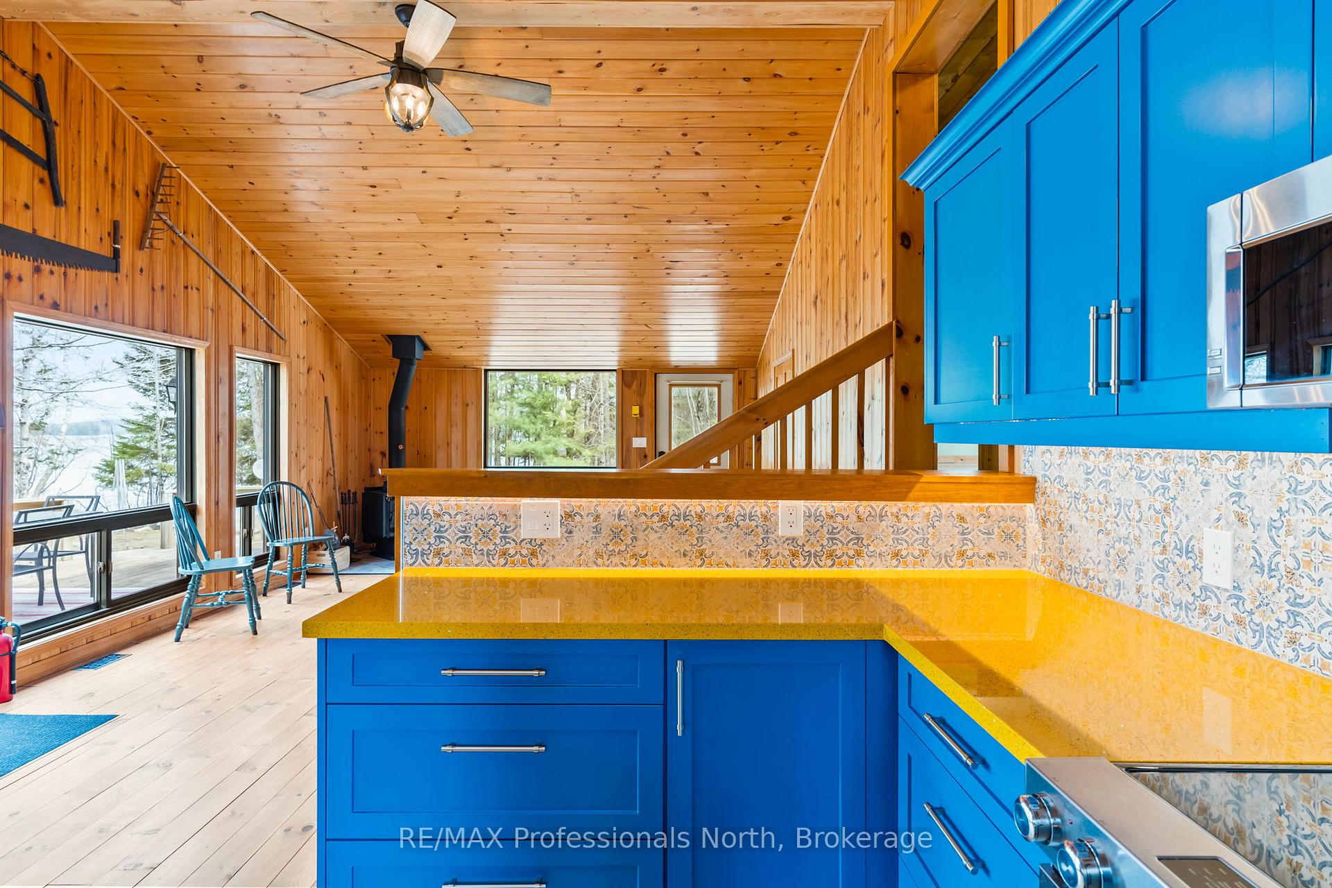 Photo 12 of 1011 Serpentine Lane, Minden Hills, Minden — HOMEH