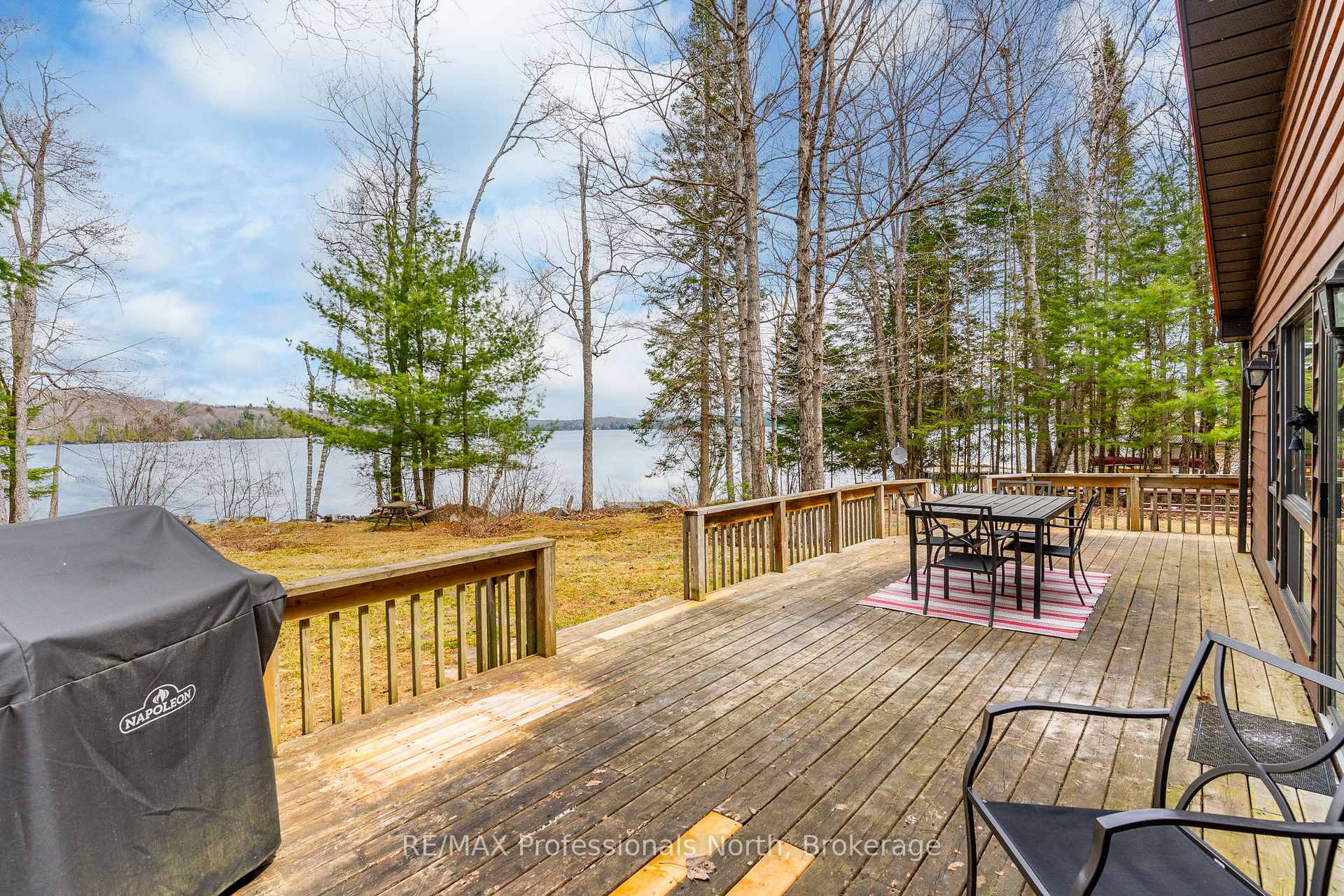 Photo 32 of 1011 Serpentine Lane, Minden Hills, Minden — HOMEH