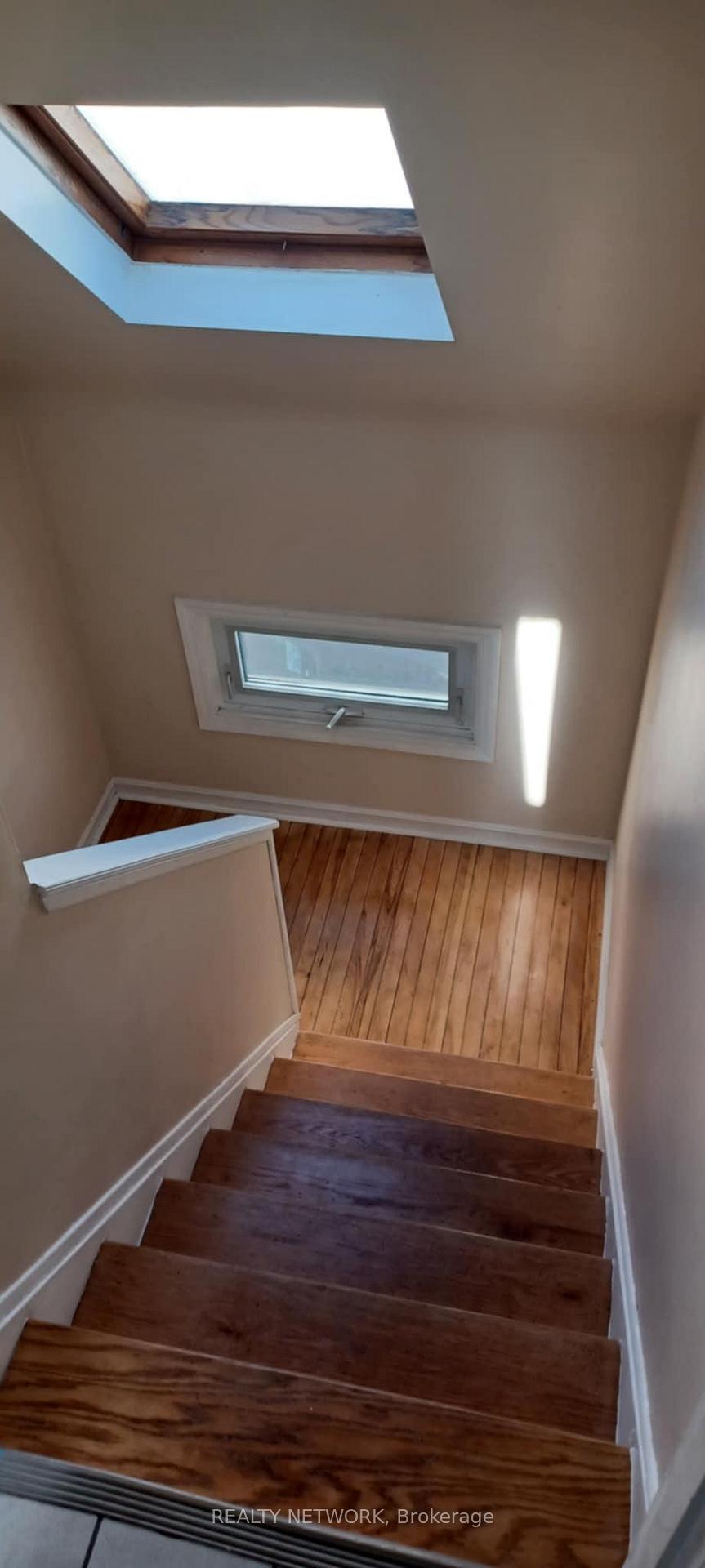 Photo 40 of 31 Russell Street, Hamilton, Eastmount — HOMEH